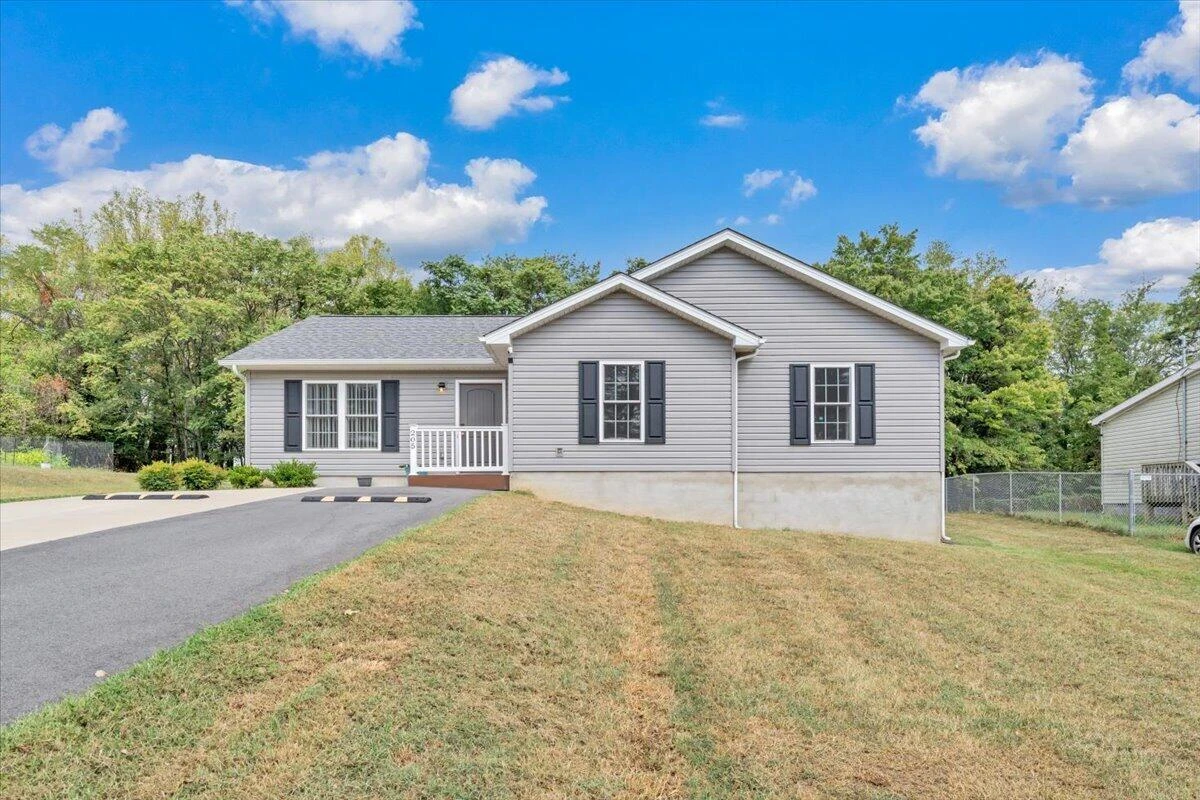 205 Rutledge CIR - Photo 31