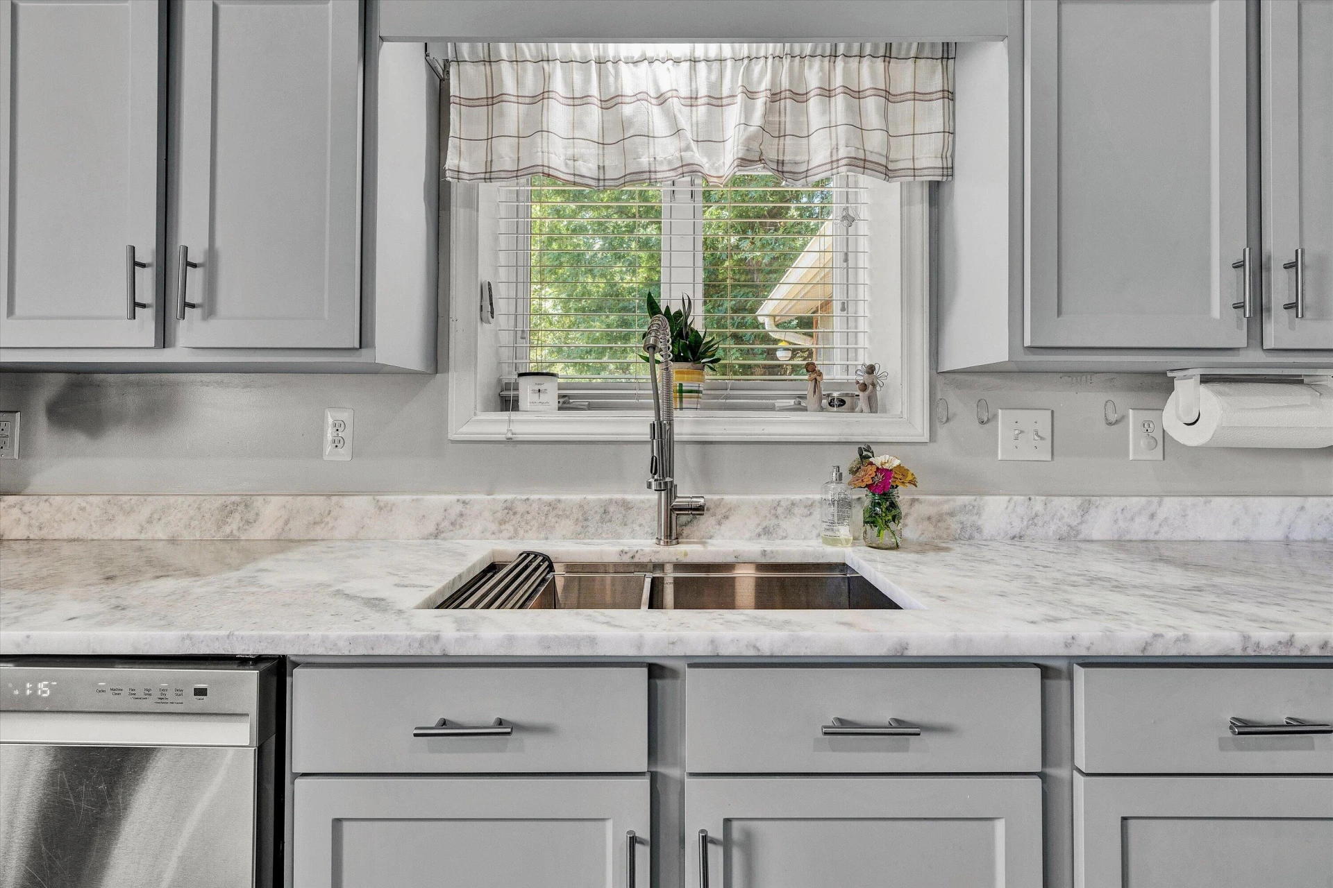 3627 Twin Views CT - Photo 18