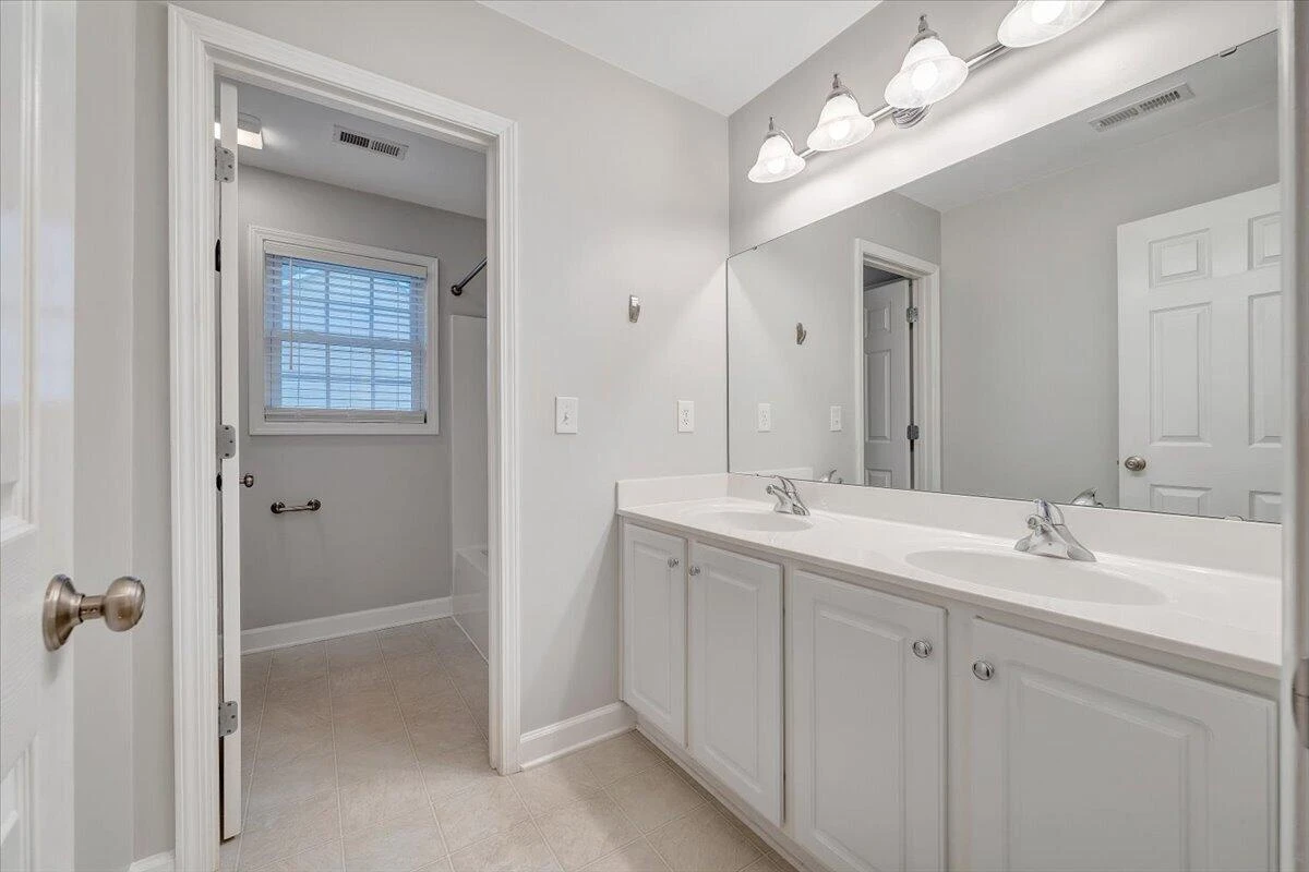 2925 Phillips Brook LN - Photo 35