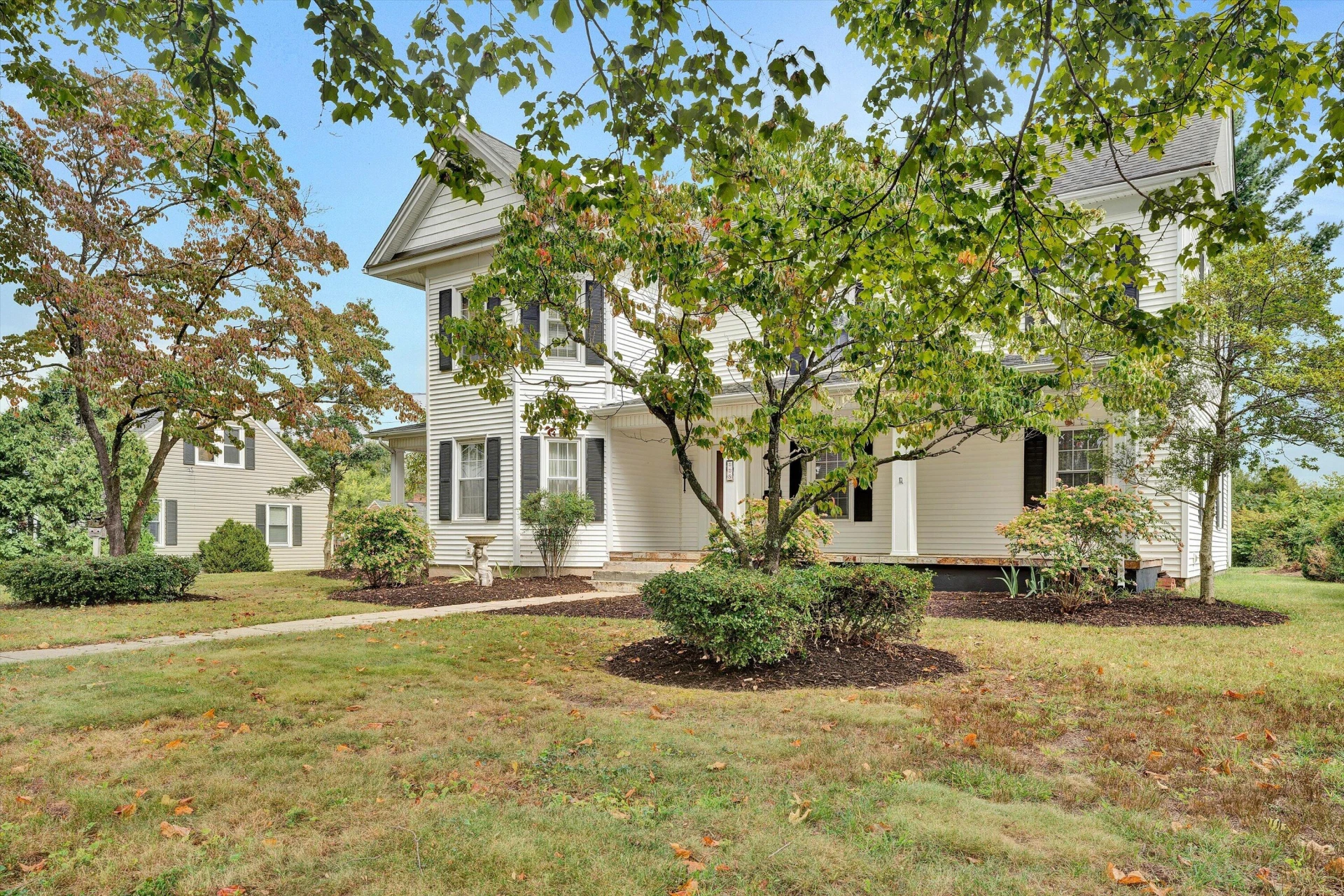 115 Lester ST NE - Photo 3