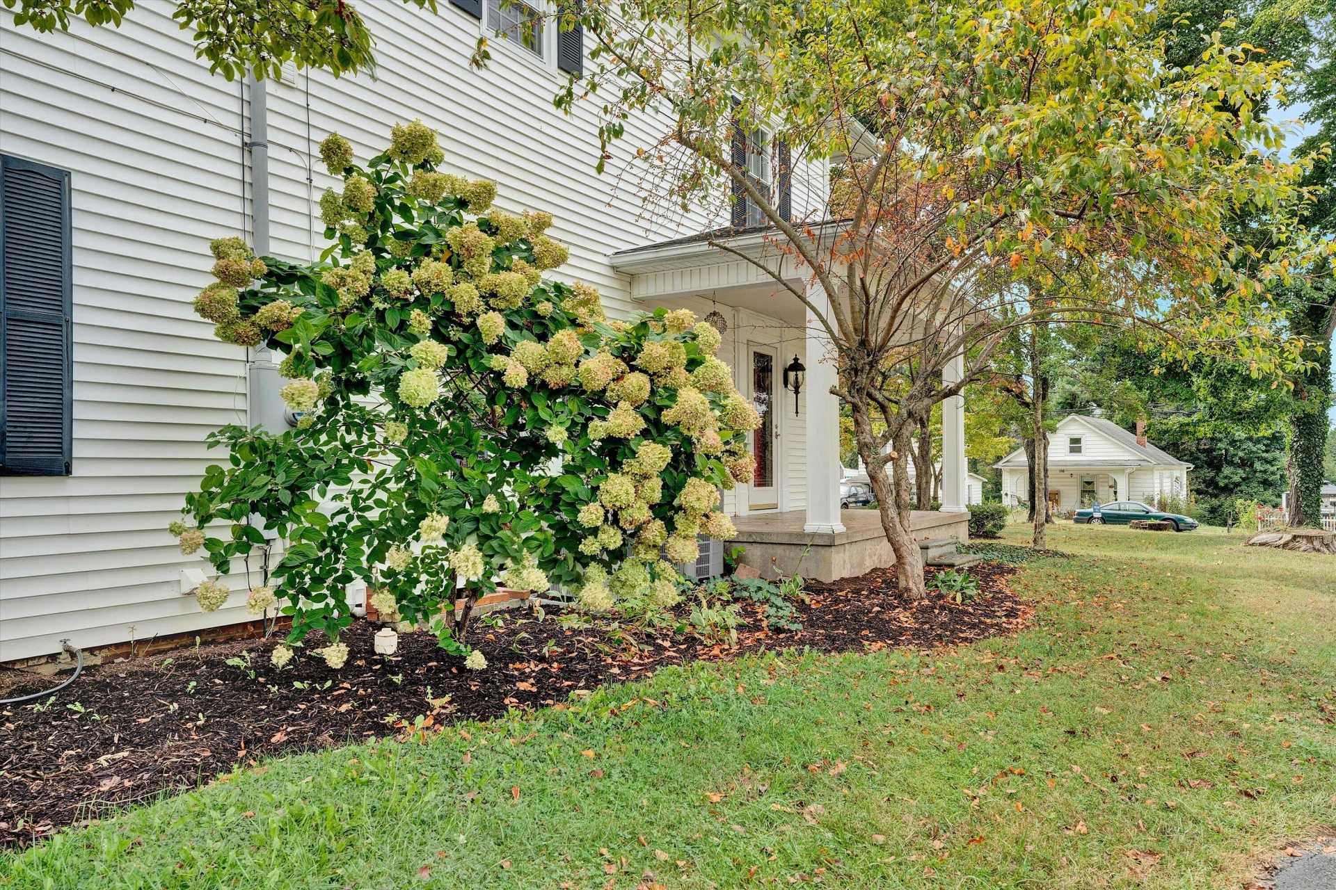 115 Lester ST NE - Photo 5