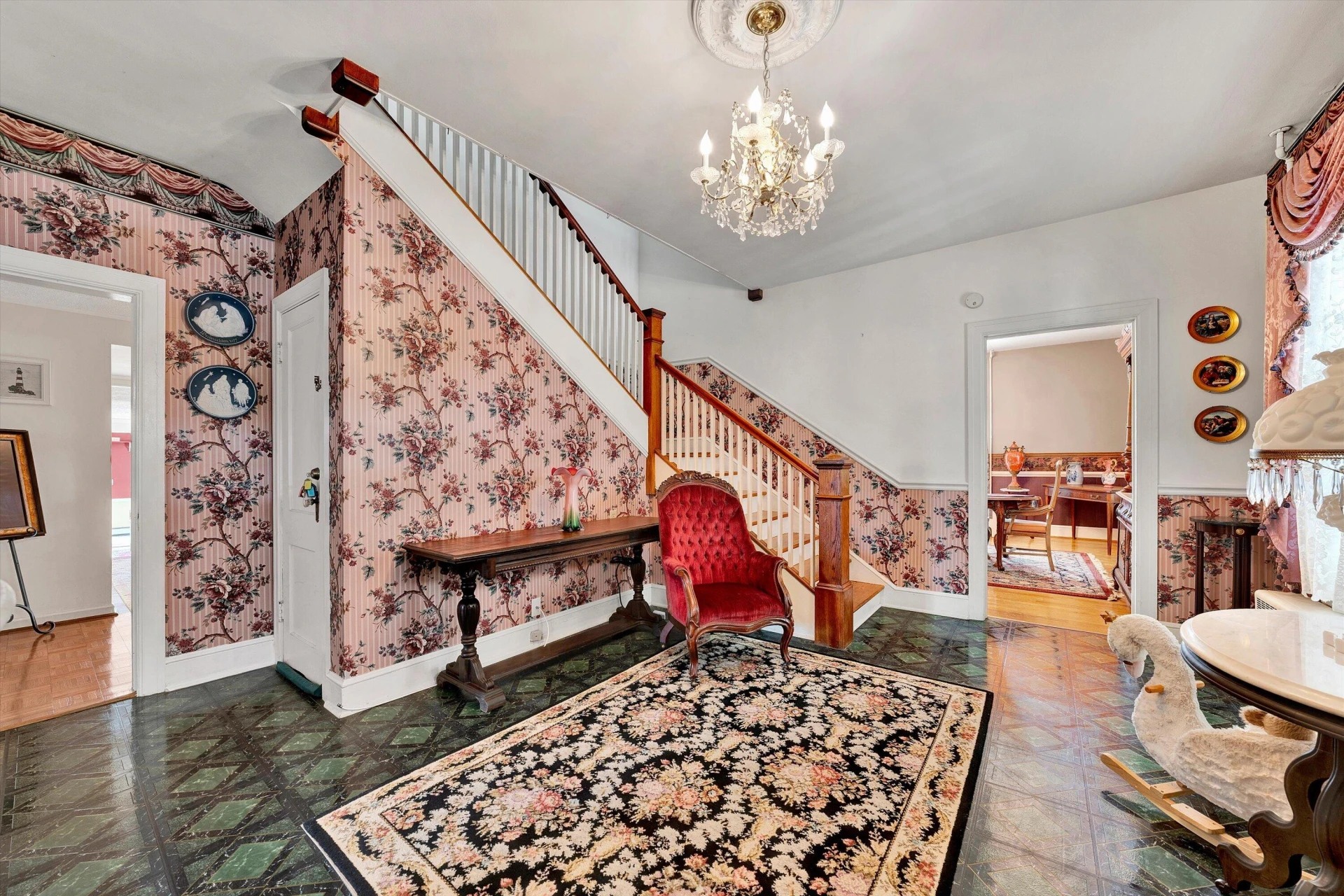 115 Lester ST NE - Photo 8