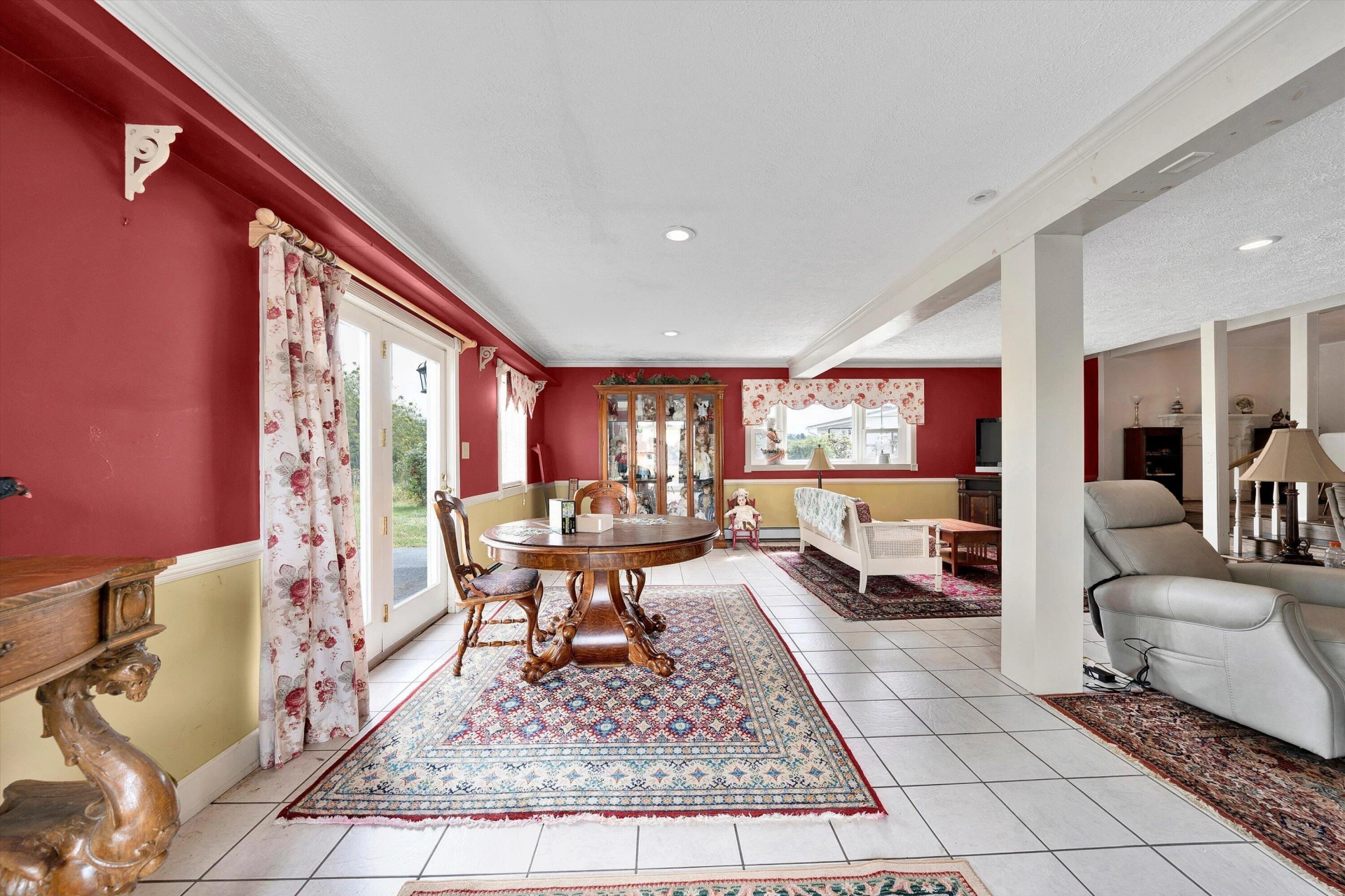 115 Lester ST NE - Photo 16