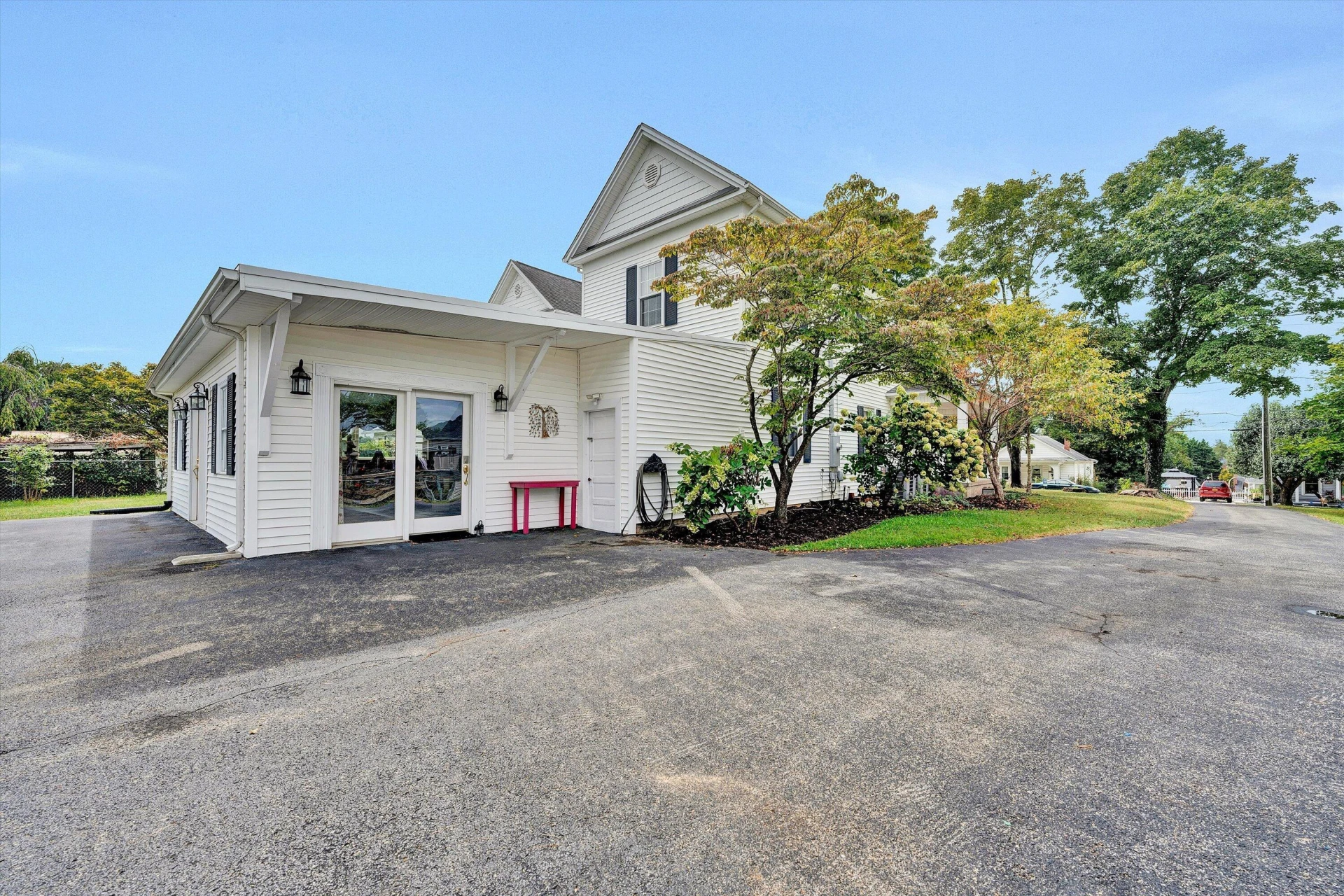115 Lester ST NE - Photo 35