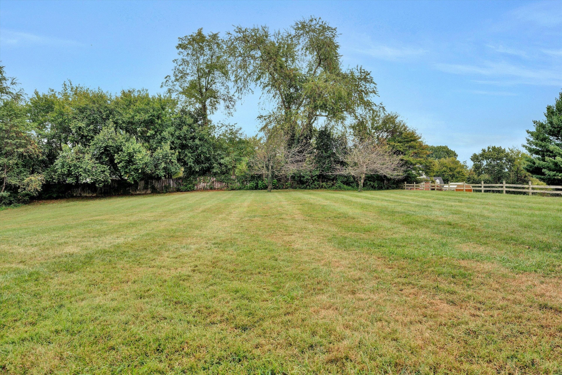 115 Lester ST NE - Photo 38