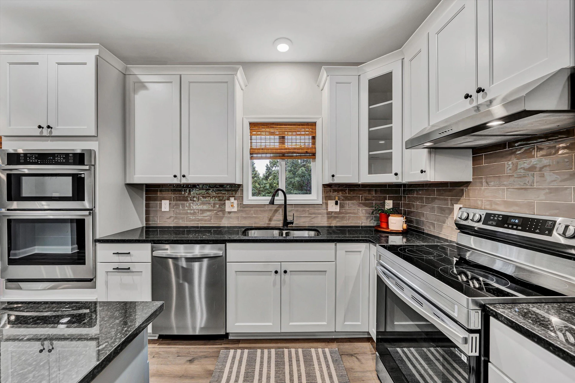 206 Spyglass LN - Photo 12