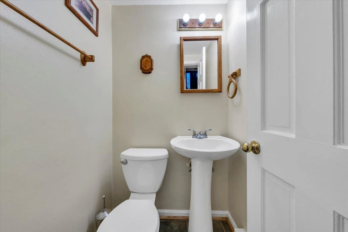 5168 N Lake DR - Photo 20