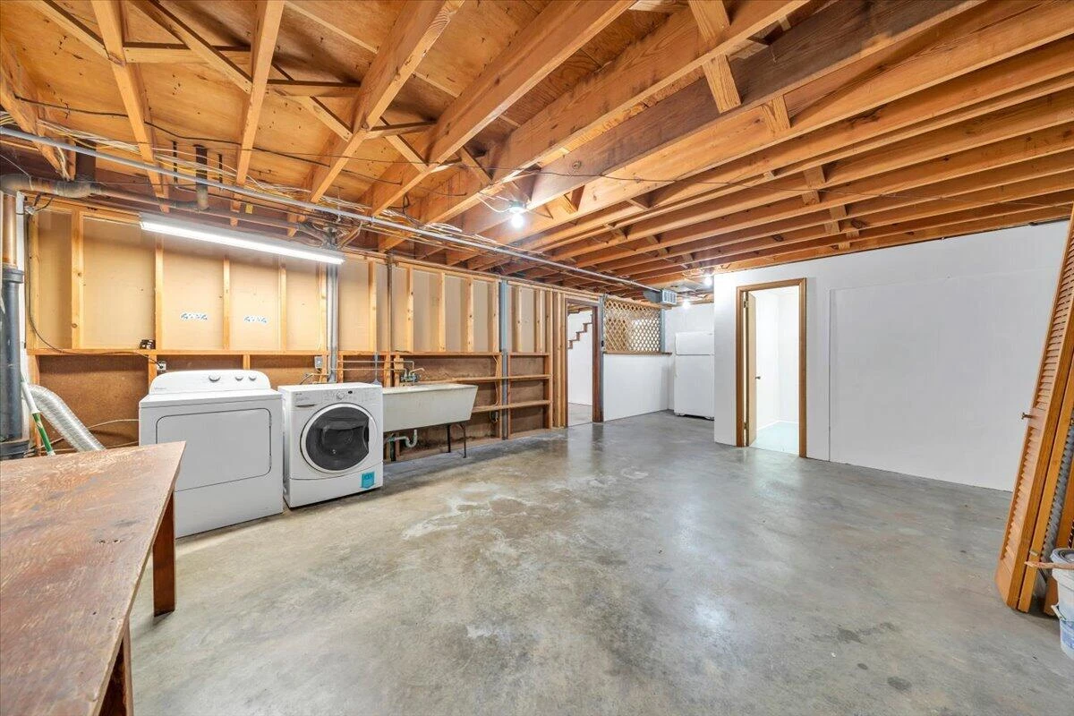 830 Dexter RD - Photo 35