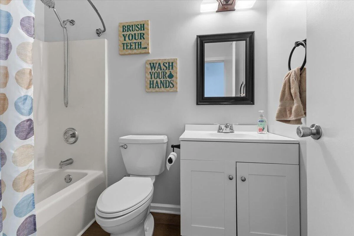 1210 Foxhill DR - Photo 13