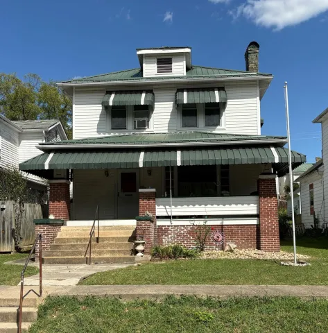 912 Rose AVE, Clifton Forge, VA, 24422