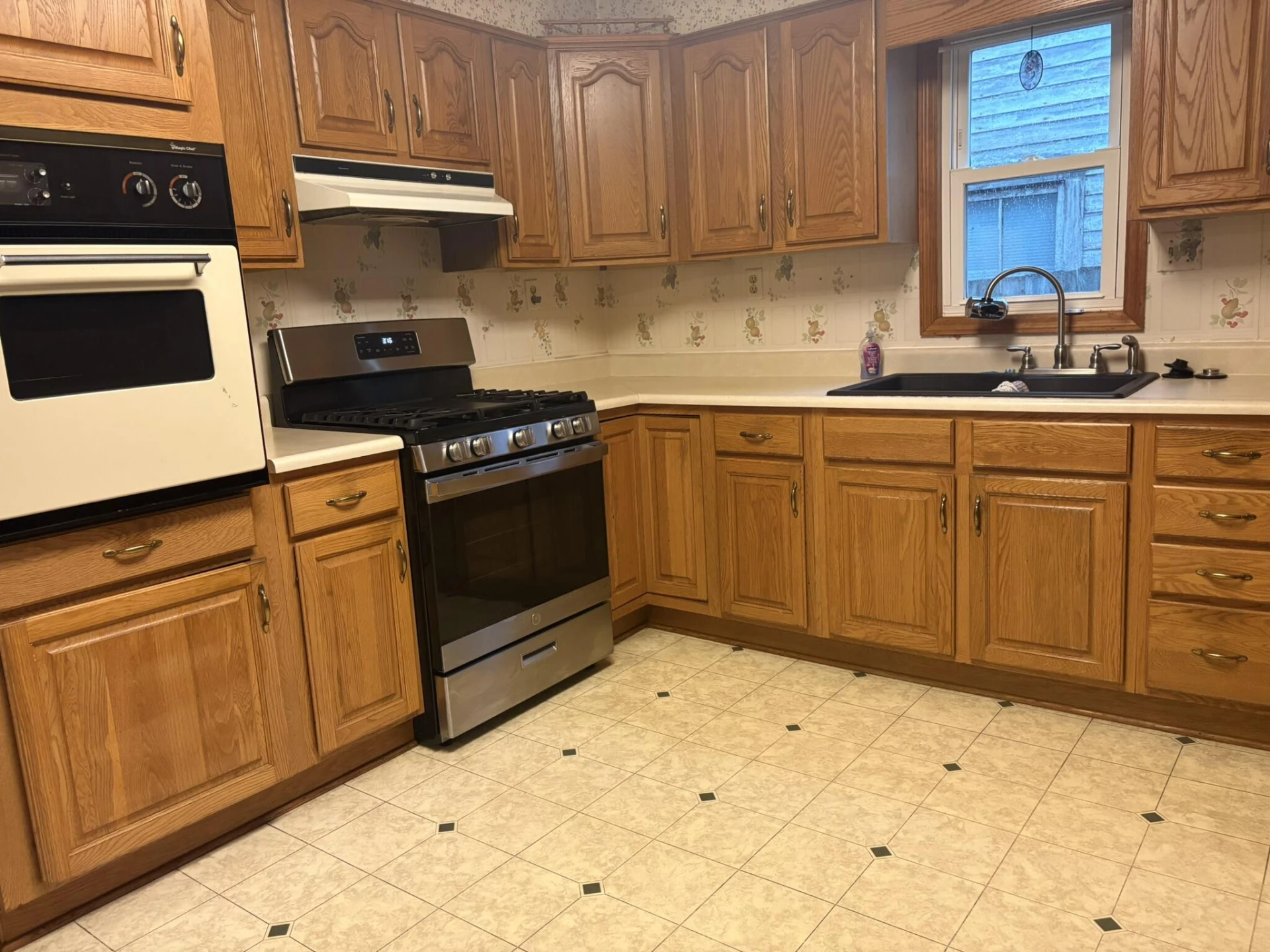 912 Rose AVE - Photo 6