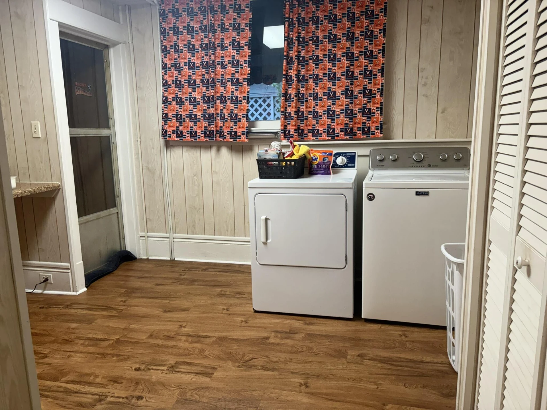 912 Rose AVE - Photo 9