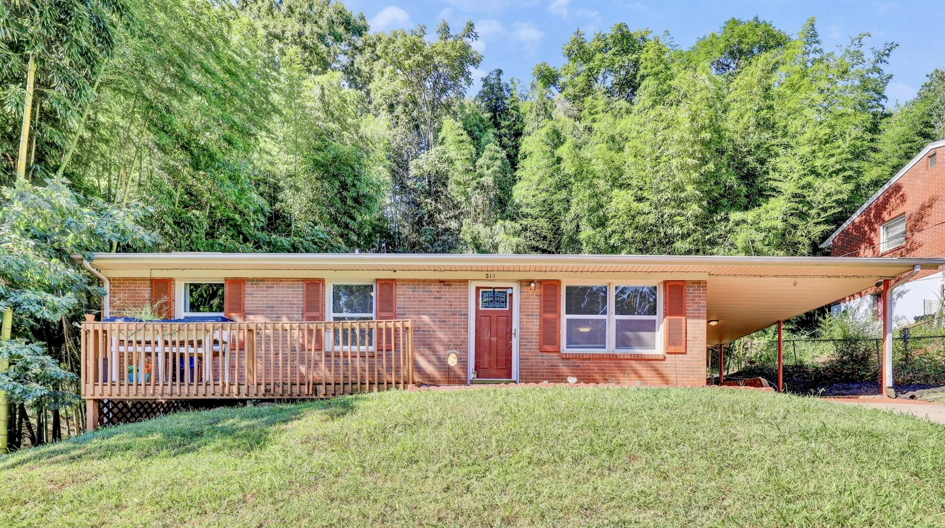 211 Maple DR - Photo 6