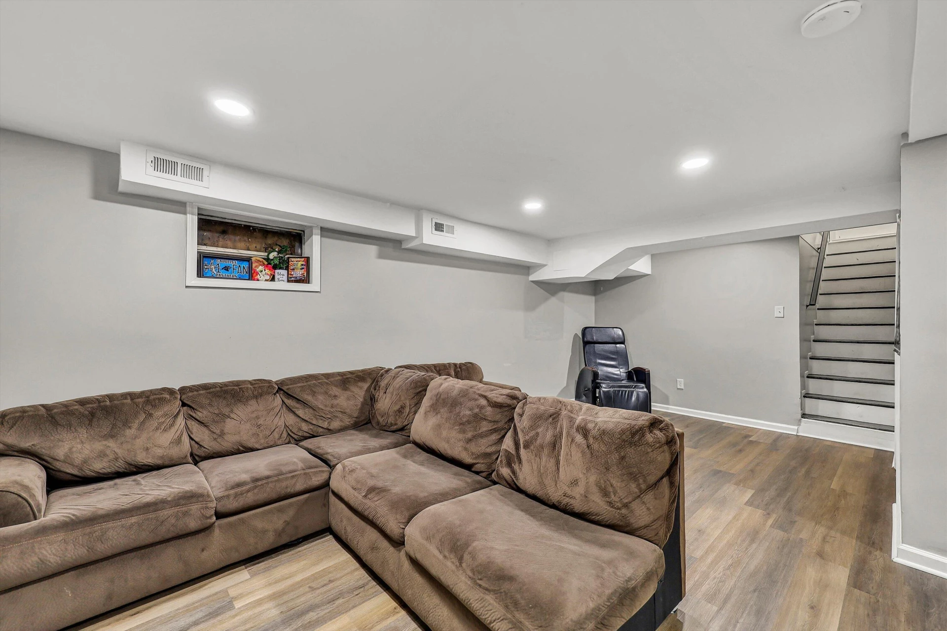 211 Maple DR - Photo 15