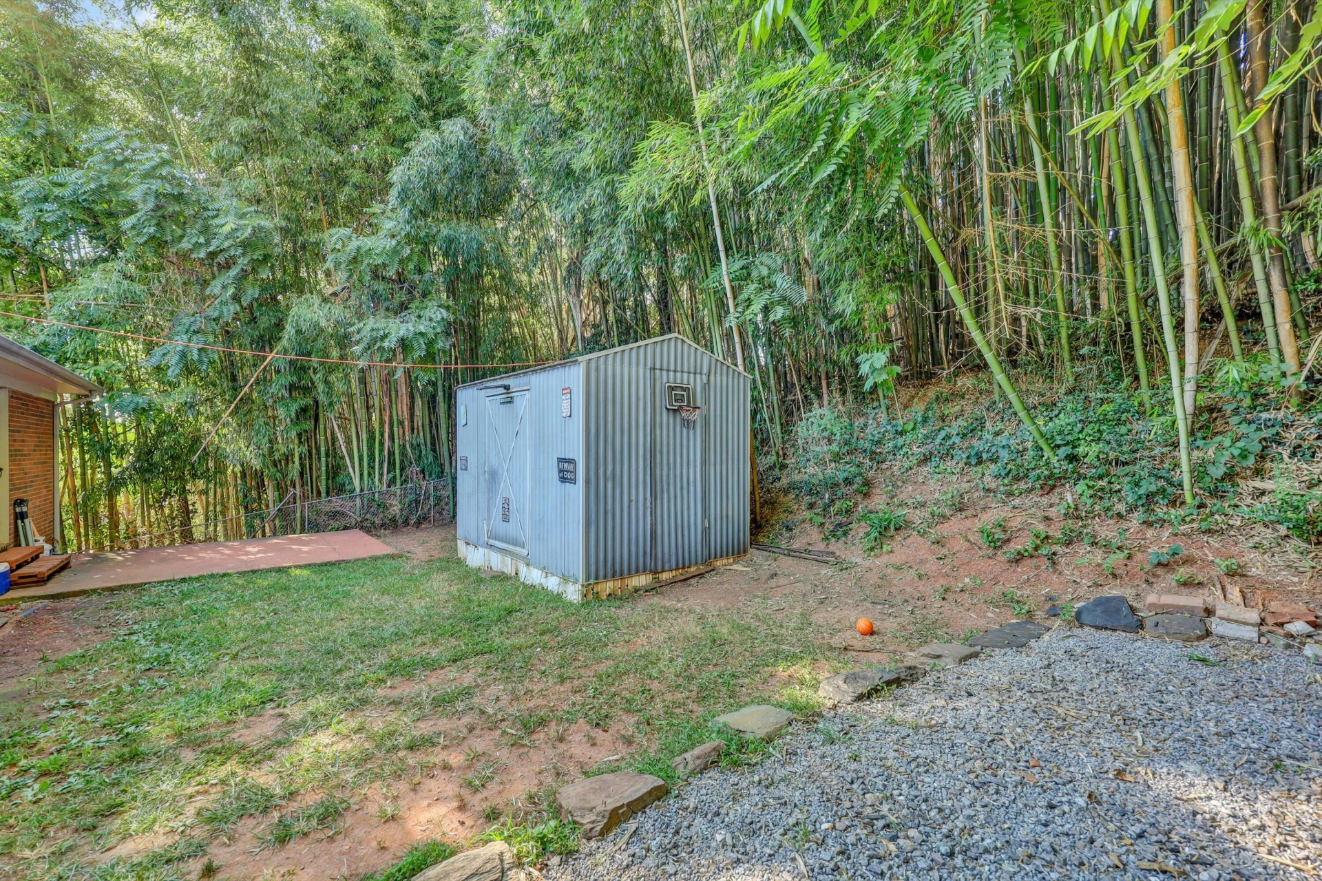 211 Maple DR - Photo 19