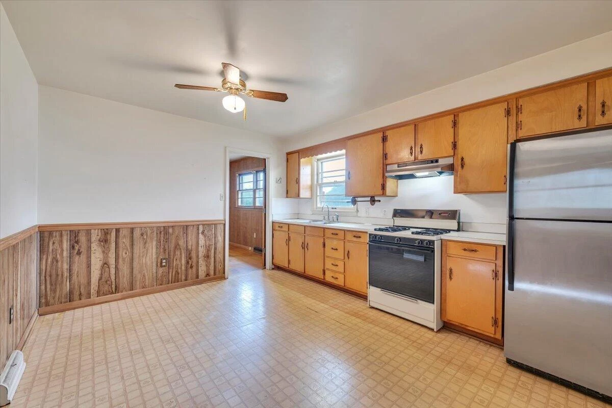 631 Santee RD - Photo 6