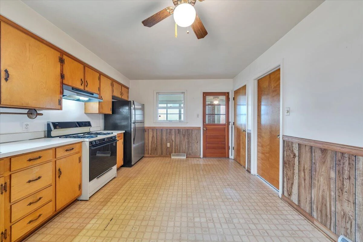 631 Santee RD - Photo 9