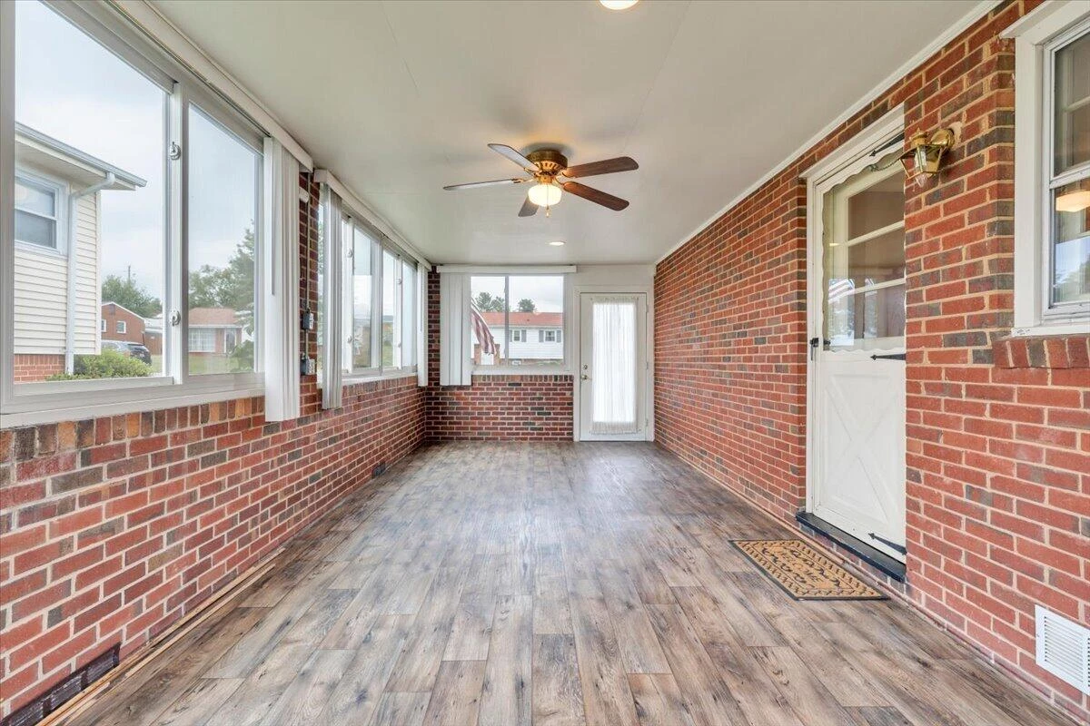 631 Santee RD - Photo 17