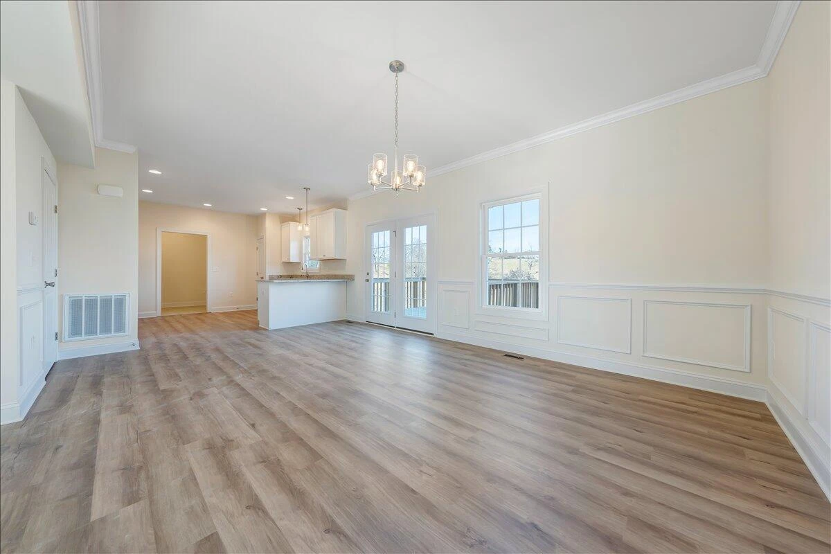 5396 Latah ST - Photo 5