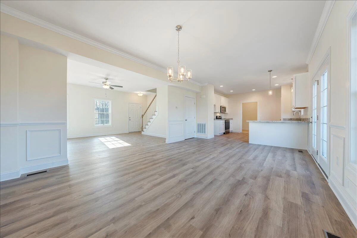 5396 Latah ST - Photo 6