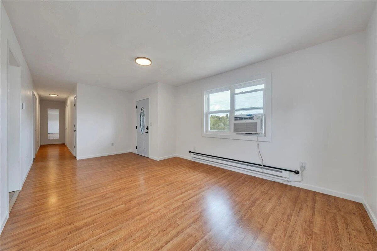 935 Depot ST NE - Photo 5