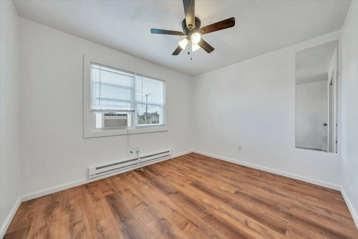 935 Depot ST NE - Photo 14