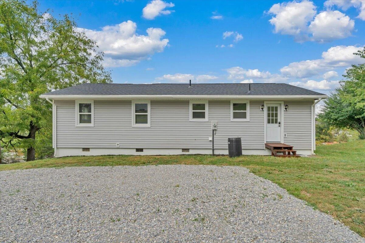 935 Depot ST NE - Photo 20