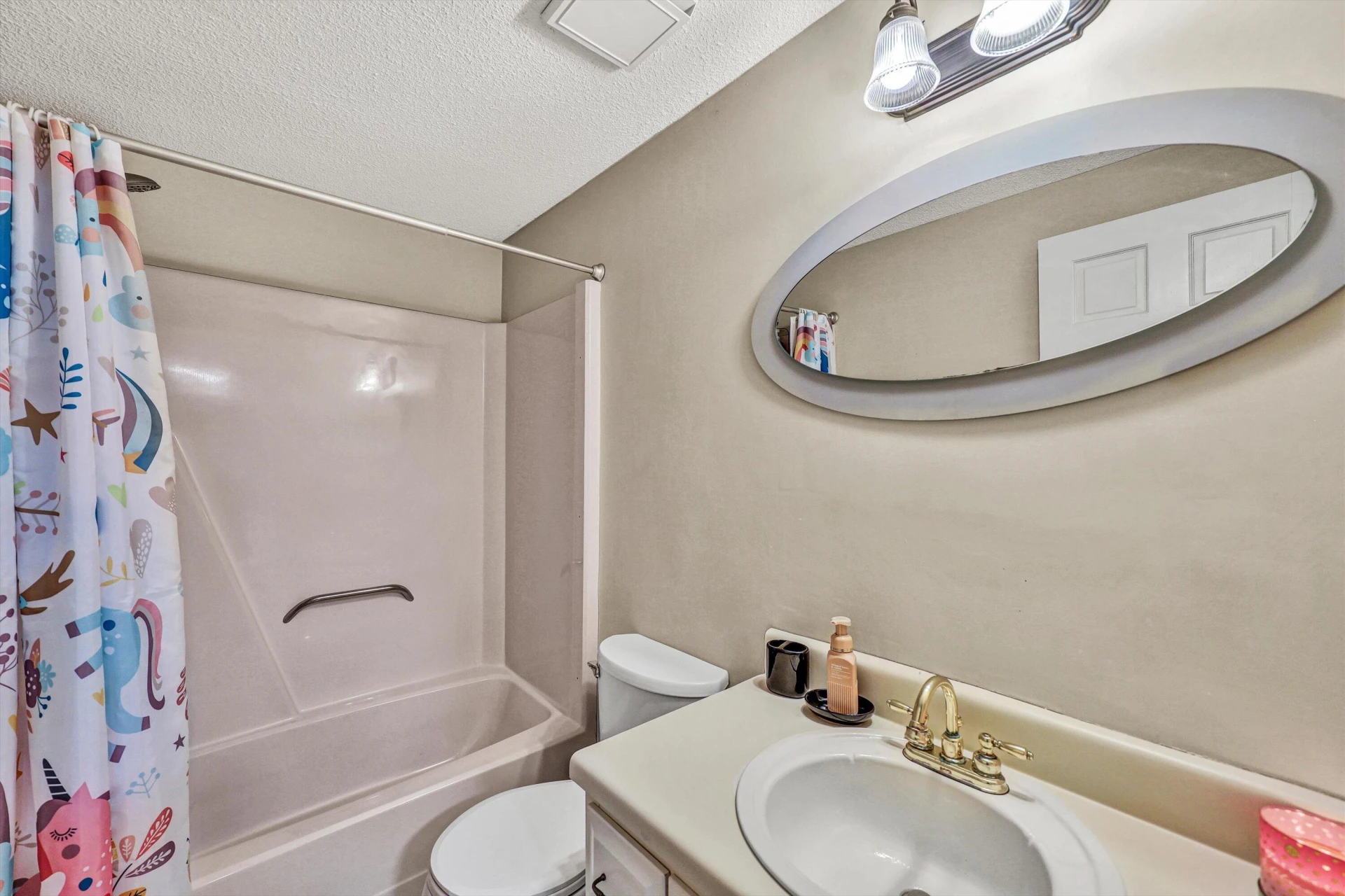 909 Hazelwood LN - Photo 16