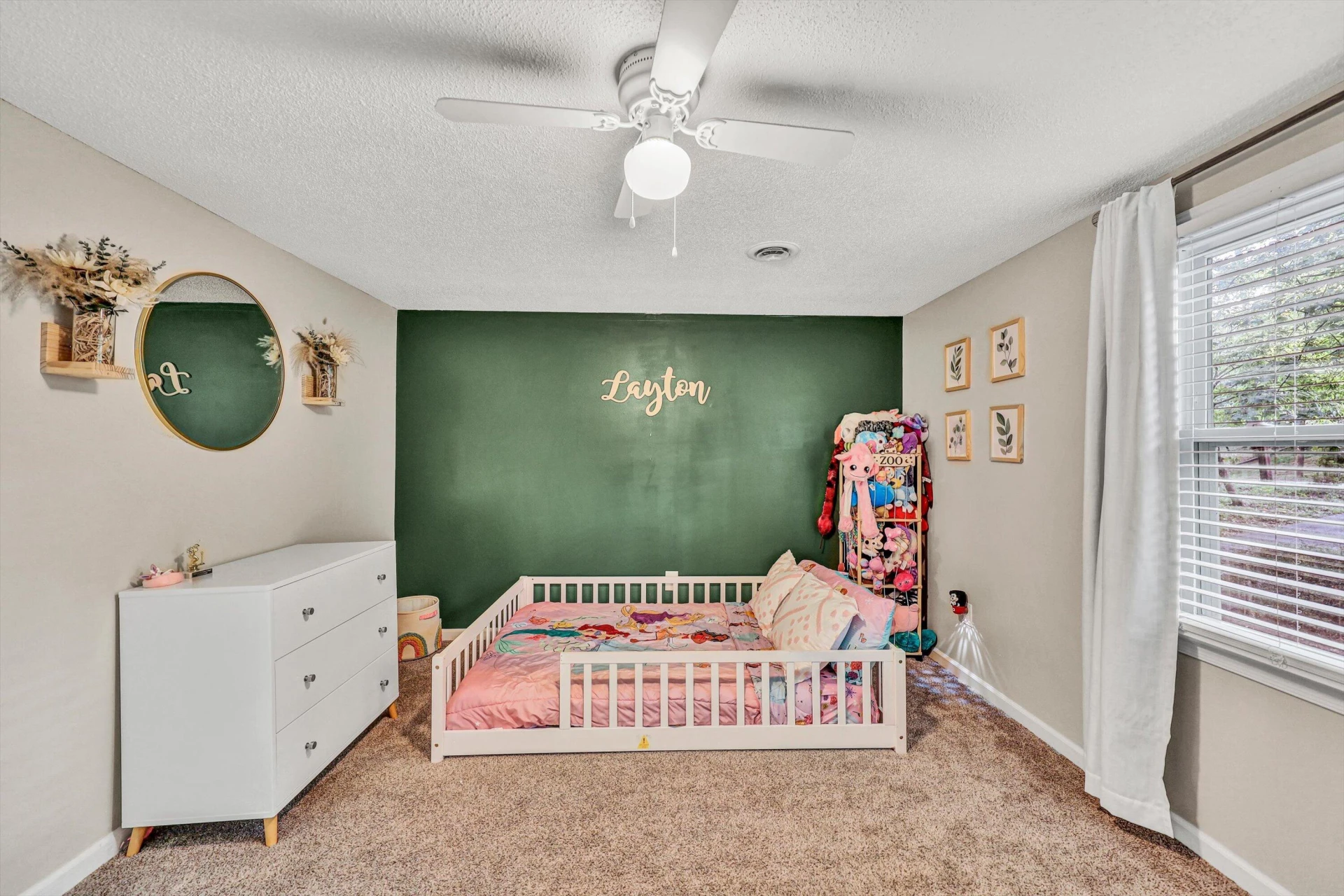 909 Hazelwood LN - Photo 17