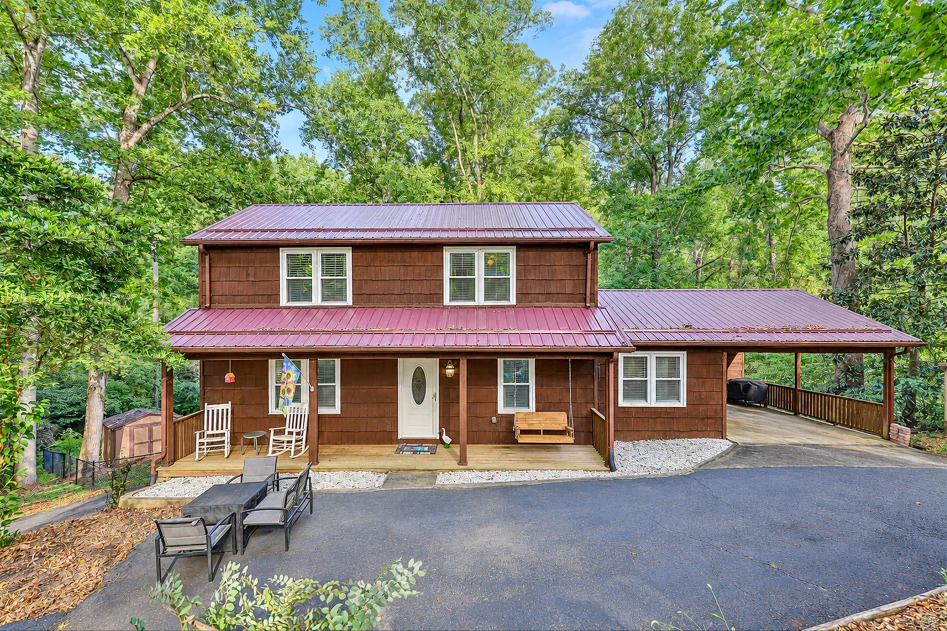 909 Hazelwood LN - Photo 30