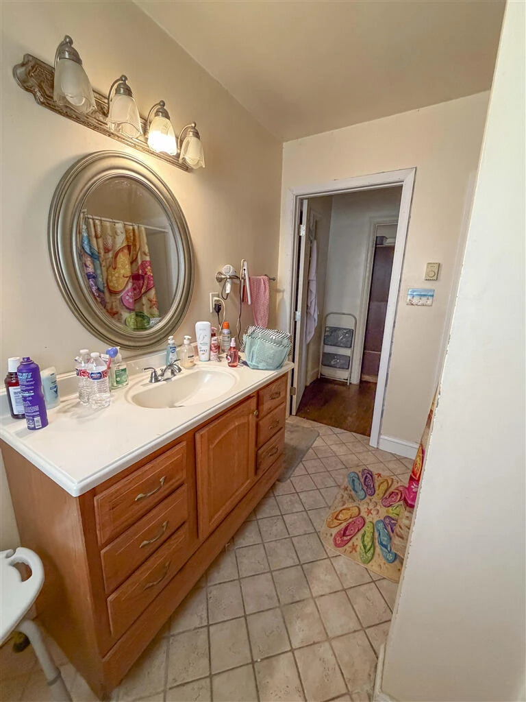 2716 Forest Hill AVE NW - Photo 13