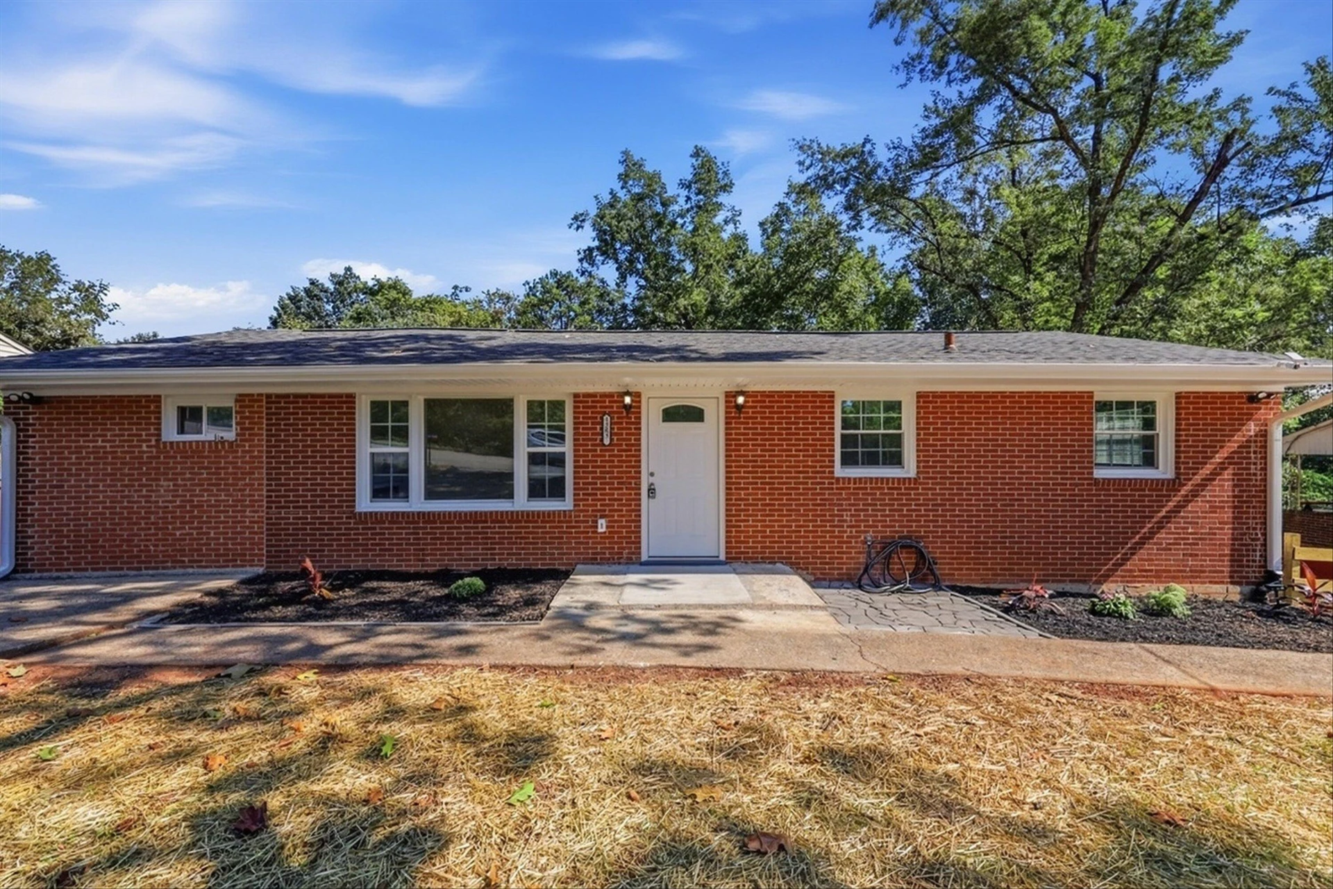1303 Carver CT - Photo 6