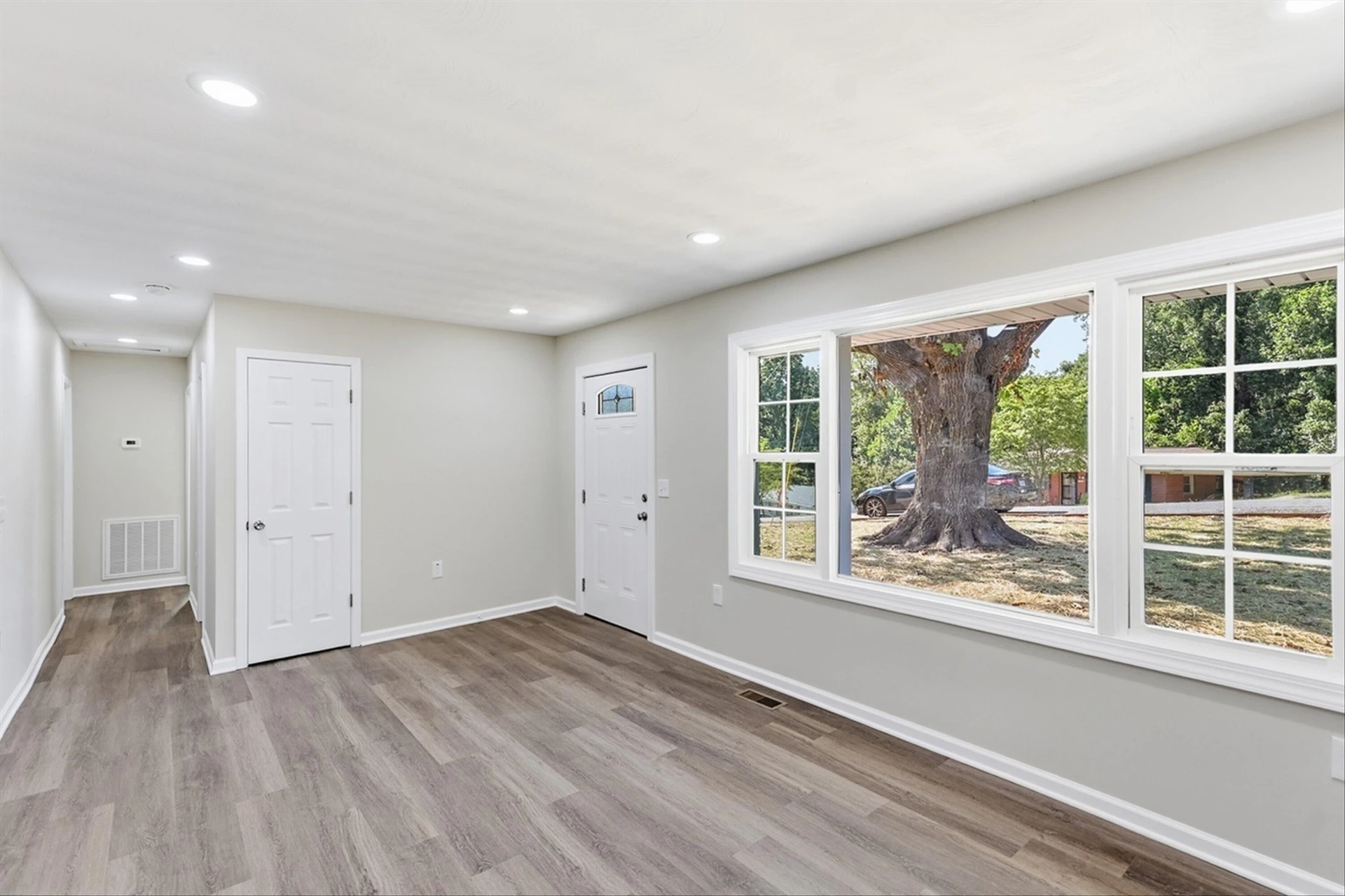 1303 Carver CT - Photo 7