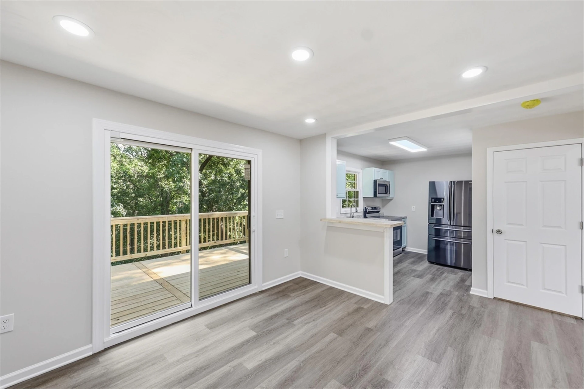 1303 Carver CT - Photo 9