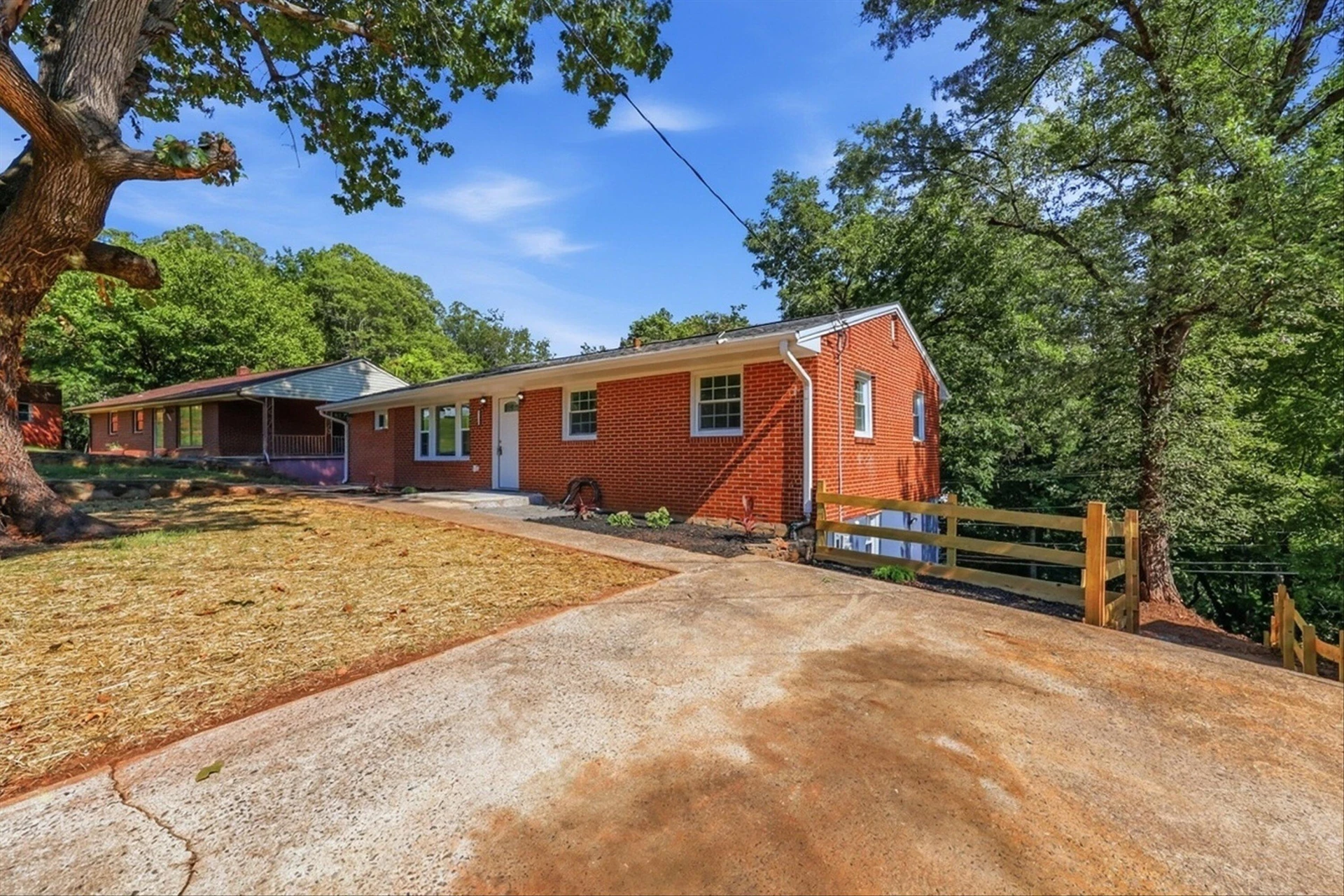 1303 Carver CT - Photo 18