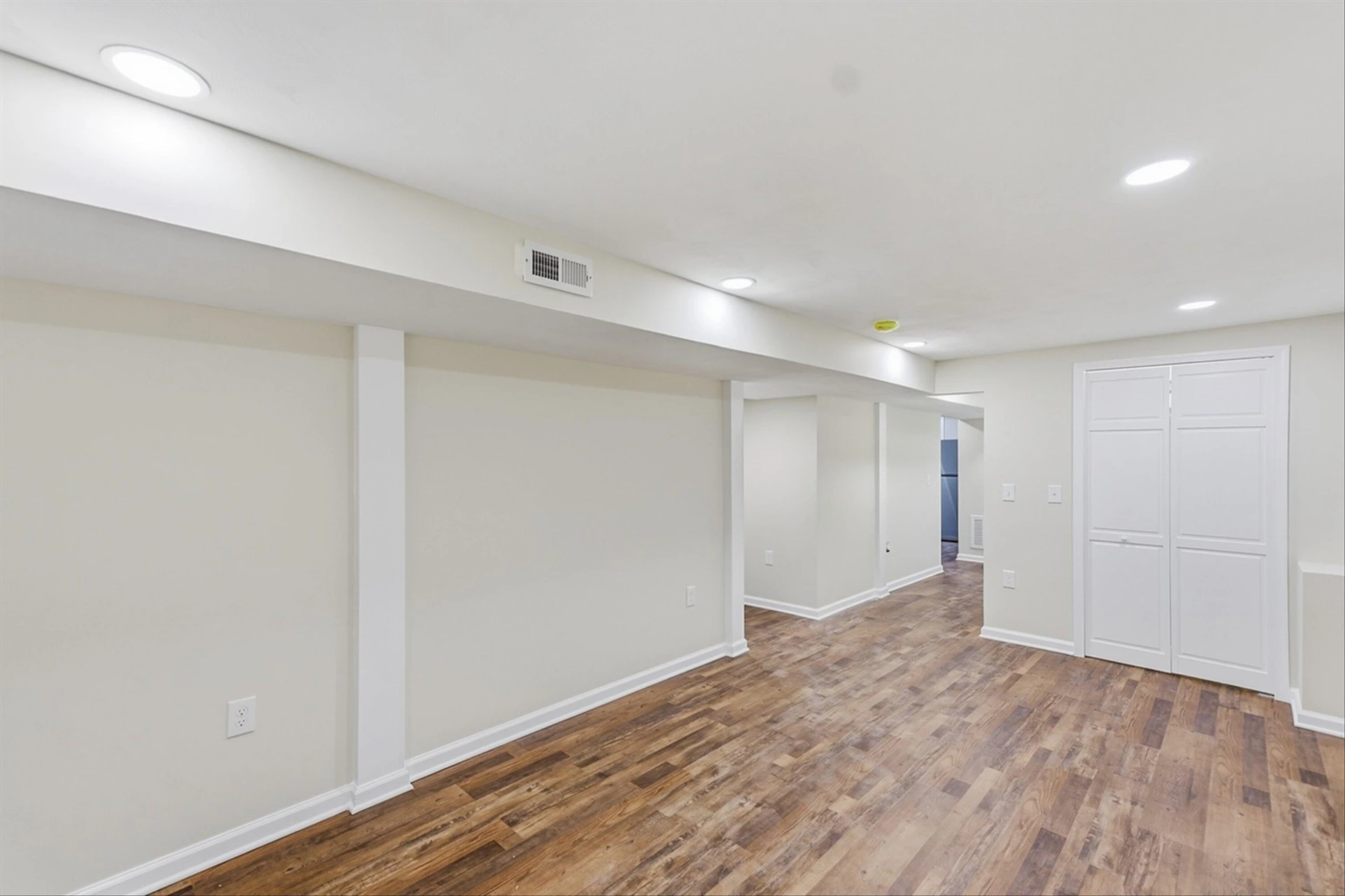 1303 Carver CT - Photo 21