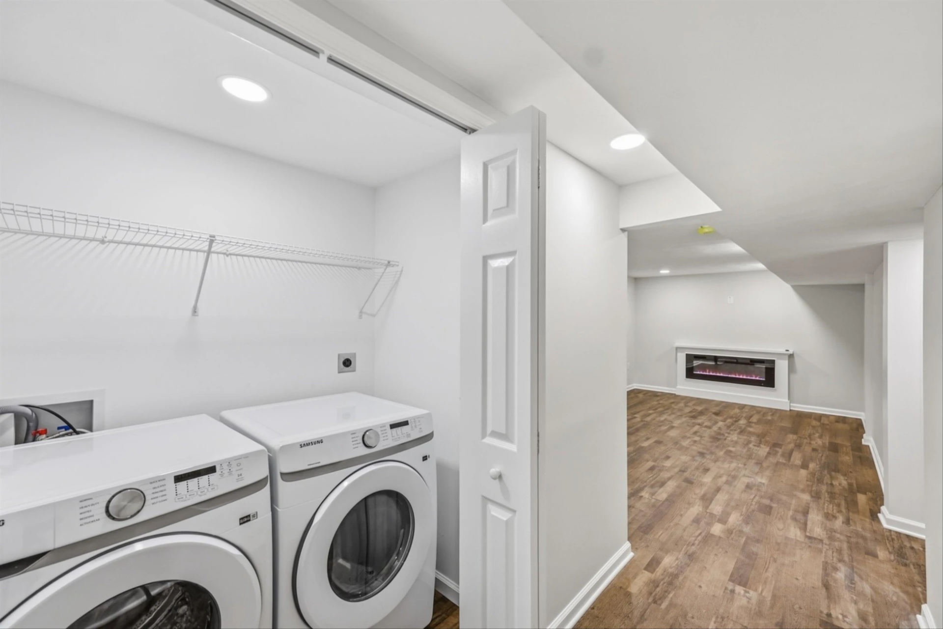 1303 Carver CT - Photo 22