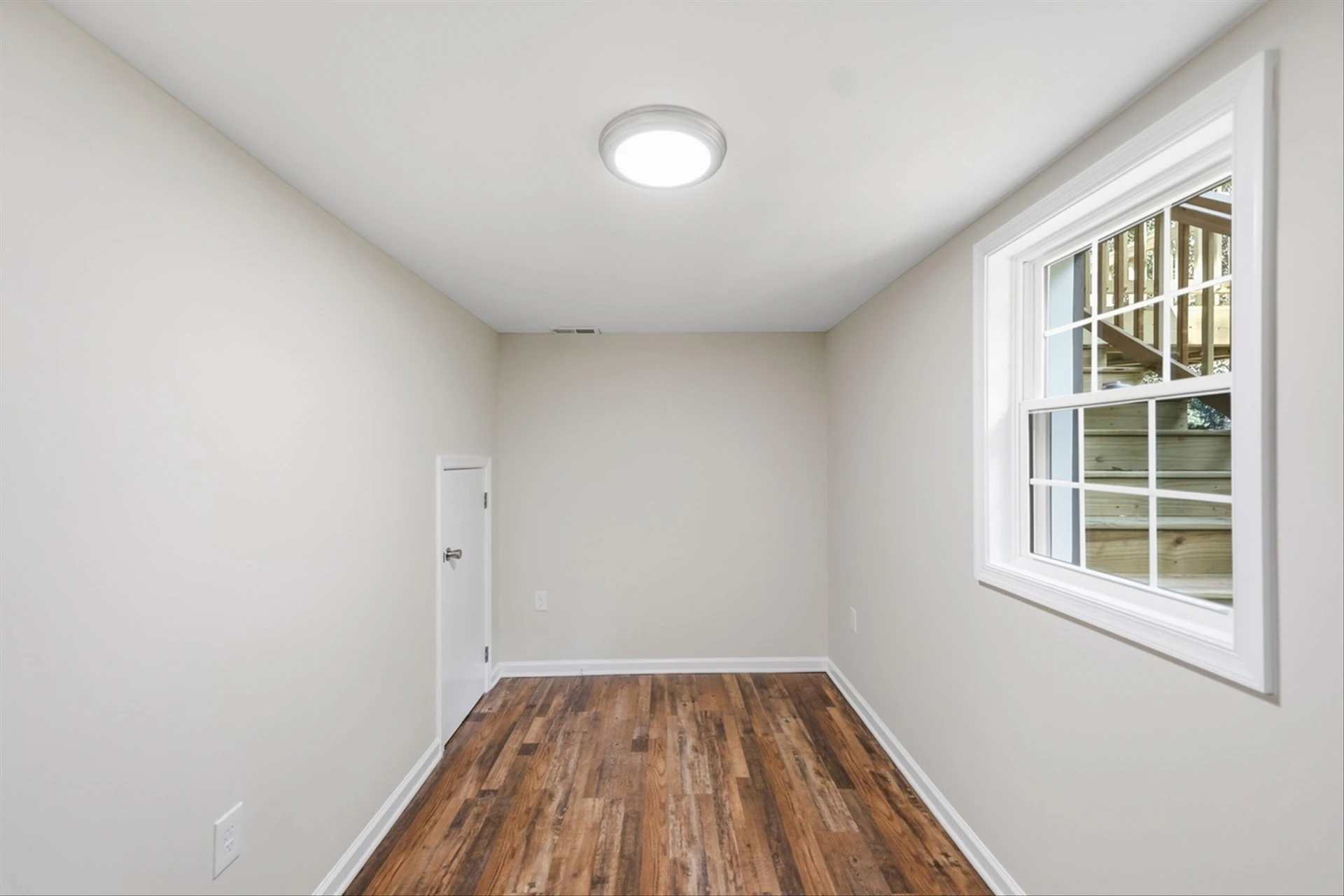 1303 Carver CT - Photo 27