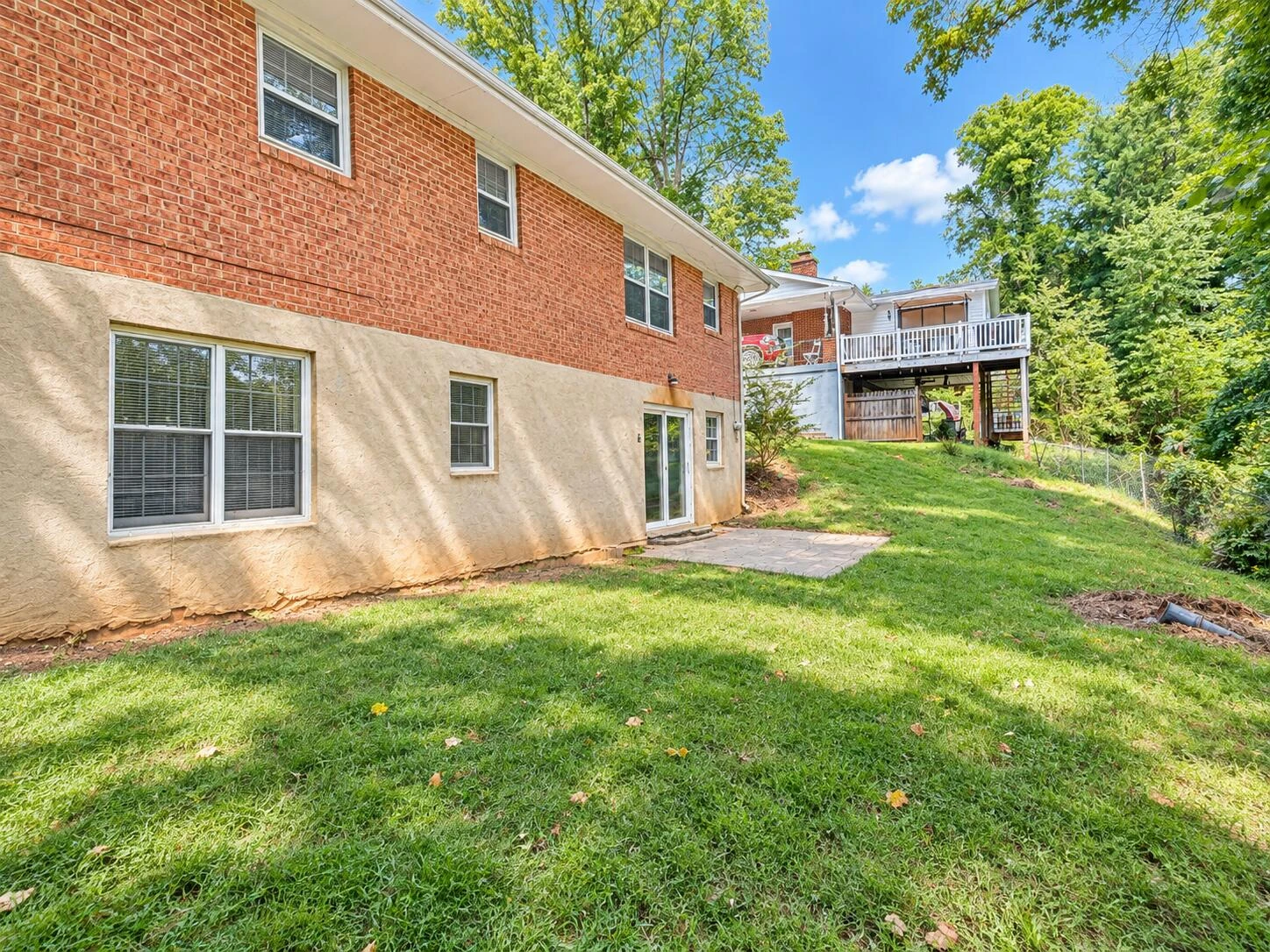 707 Berkshire PL - Photo 17