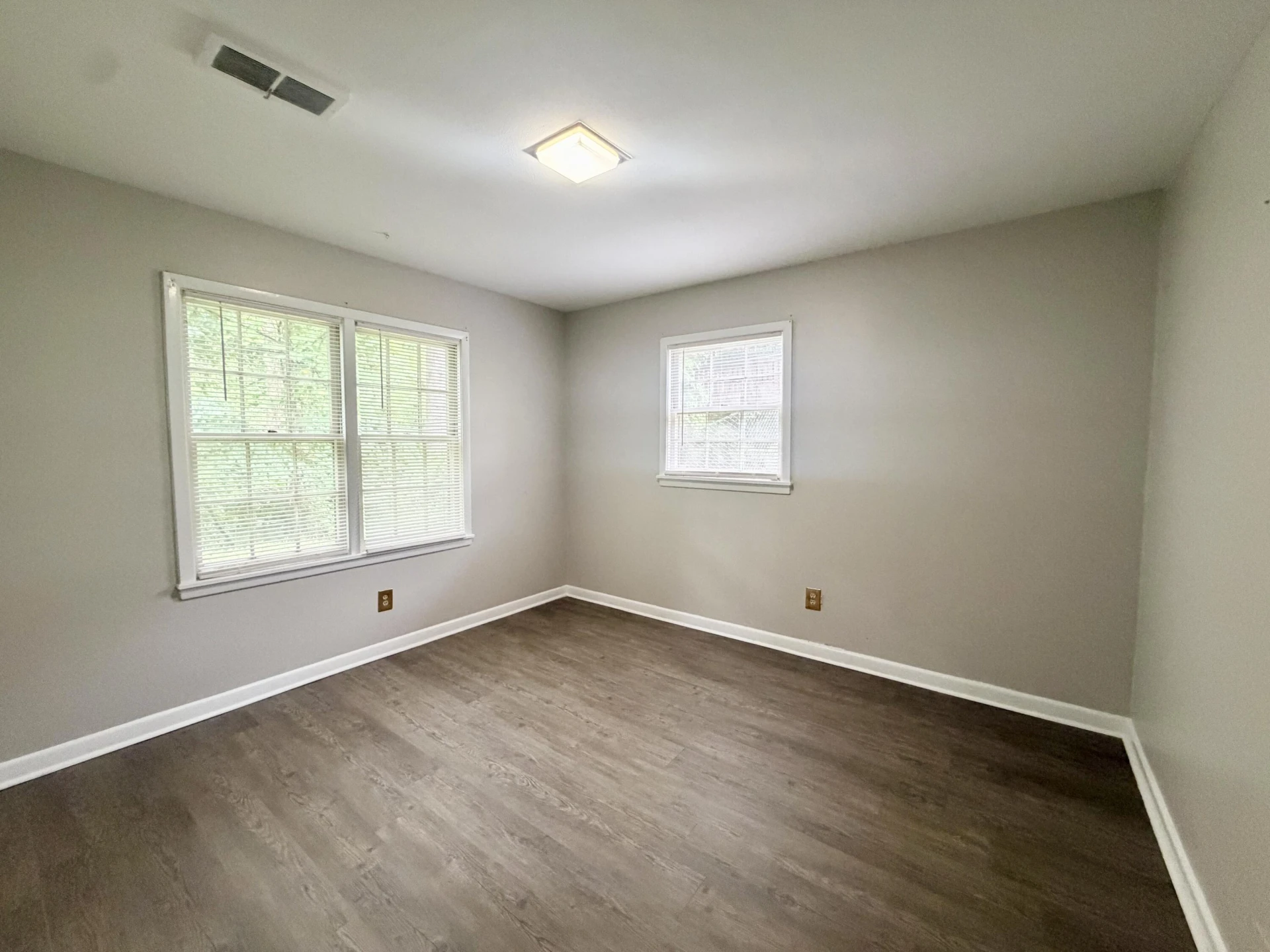 707 Berkshire PL - Photo 18