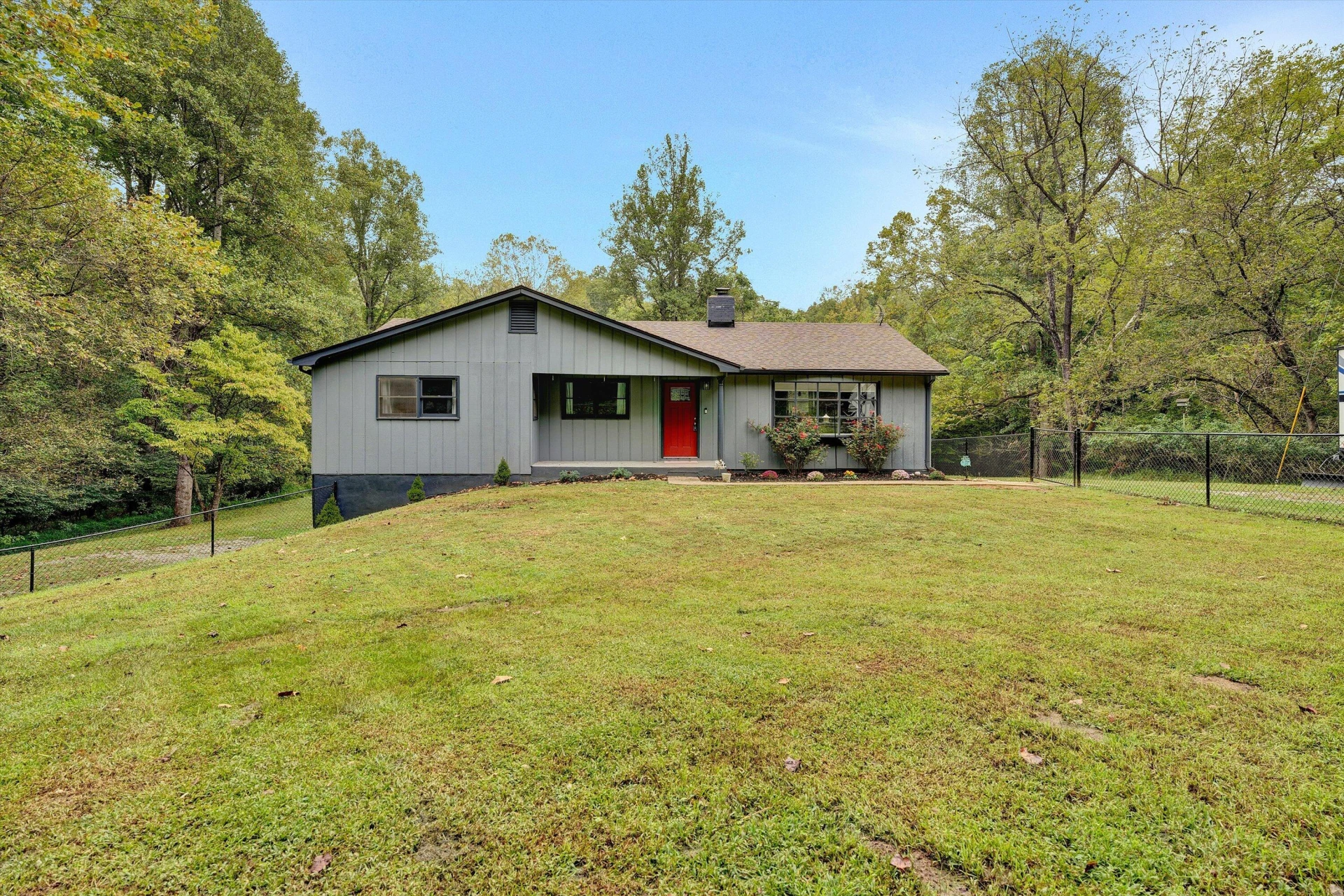 6200 GOODVIEW RD