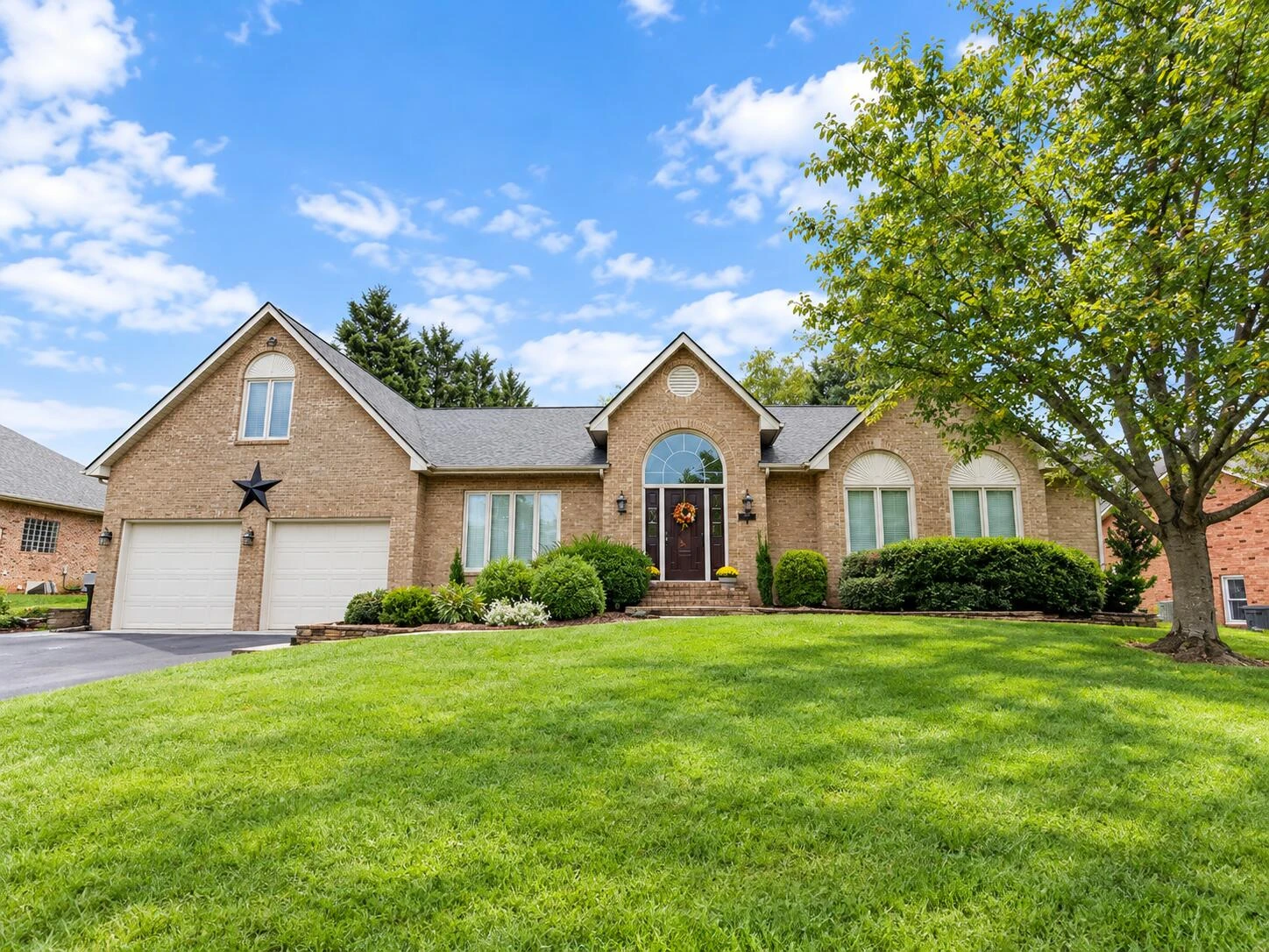 5232 Dresden LN