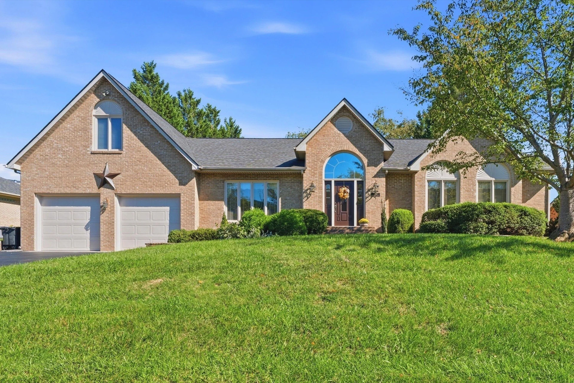 5232 Dresden LN