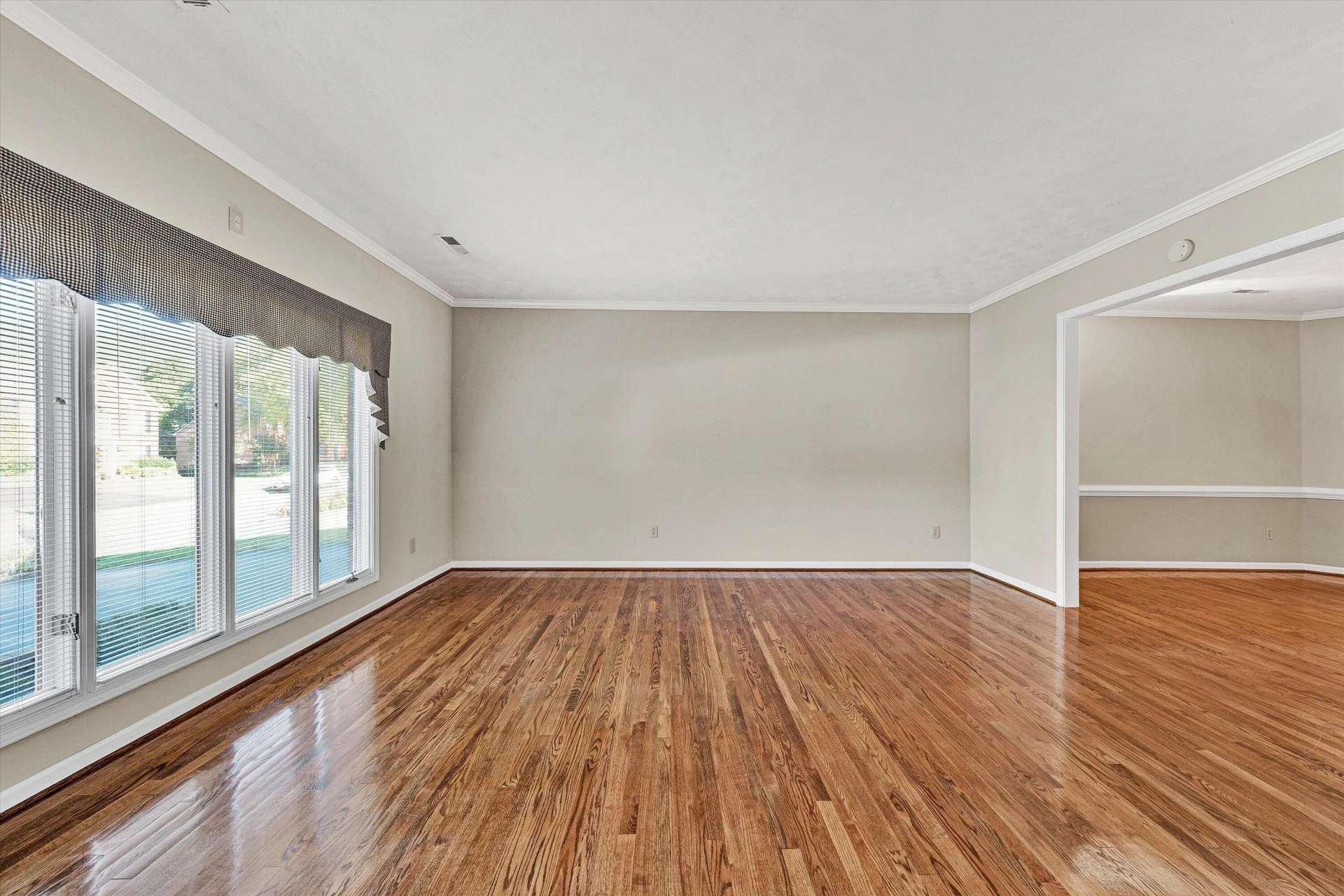 5232 Dresden LN - Photo 7