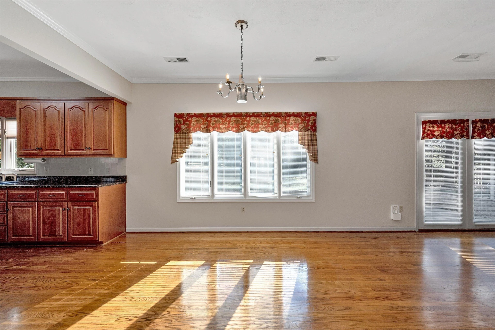 5232 Dresden LN - Photo 11