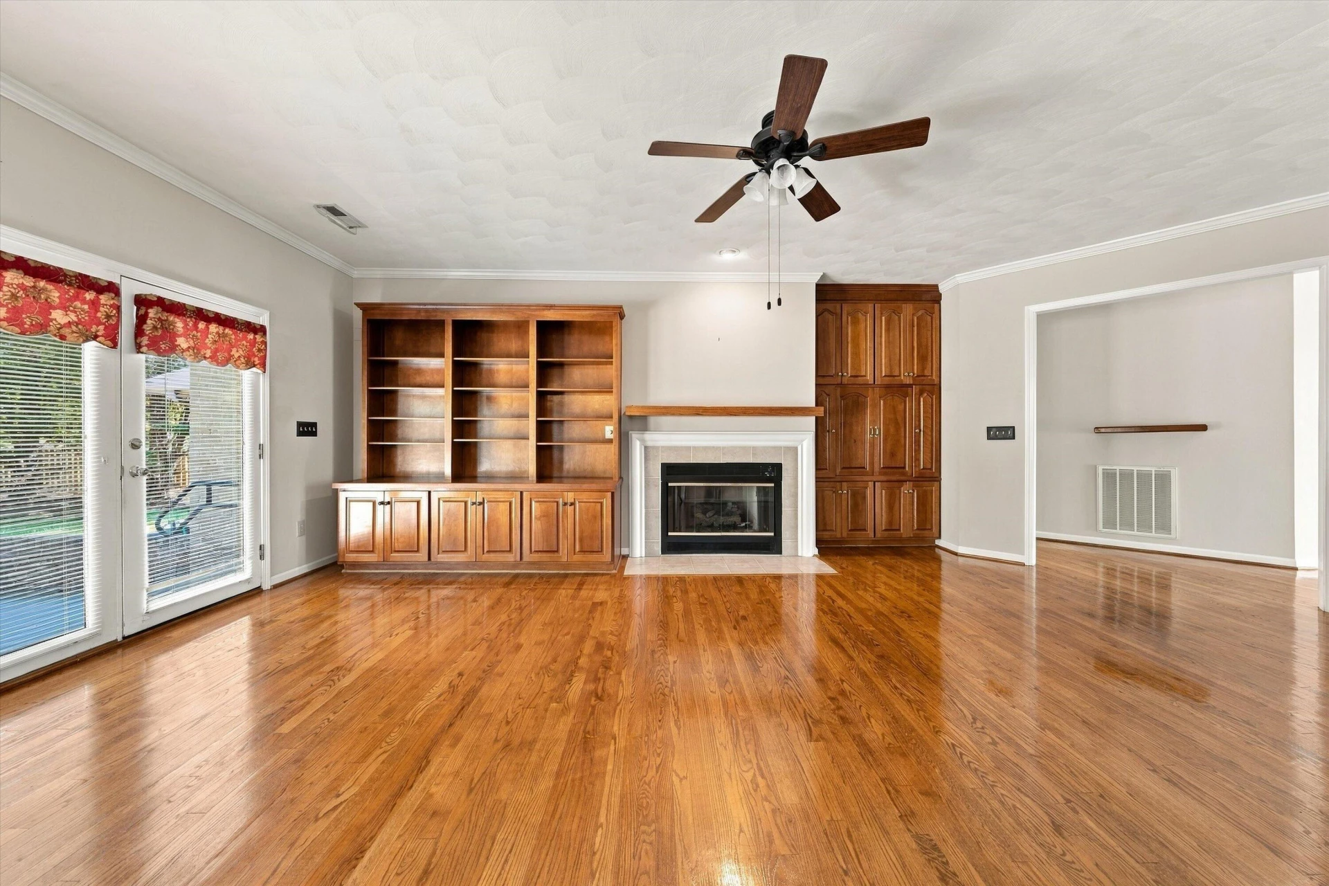 5232 Dresden LN - Photo 14