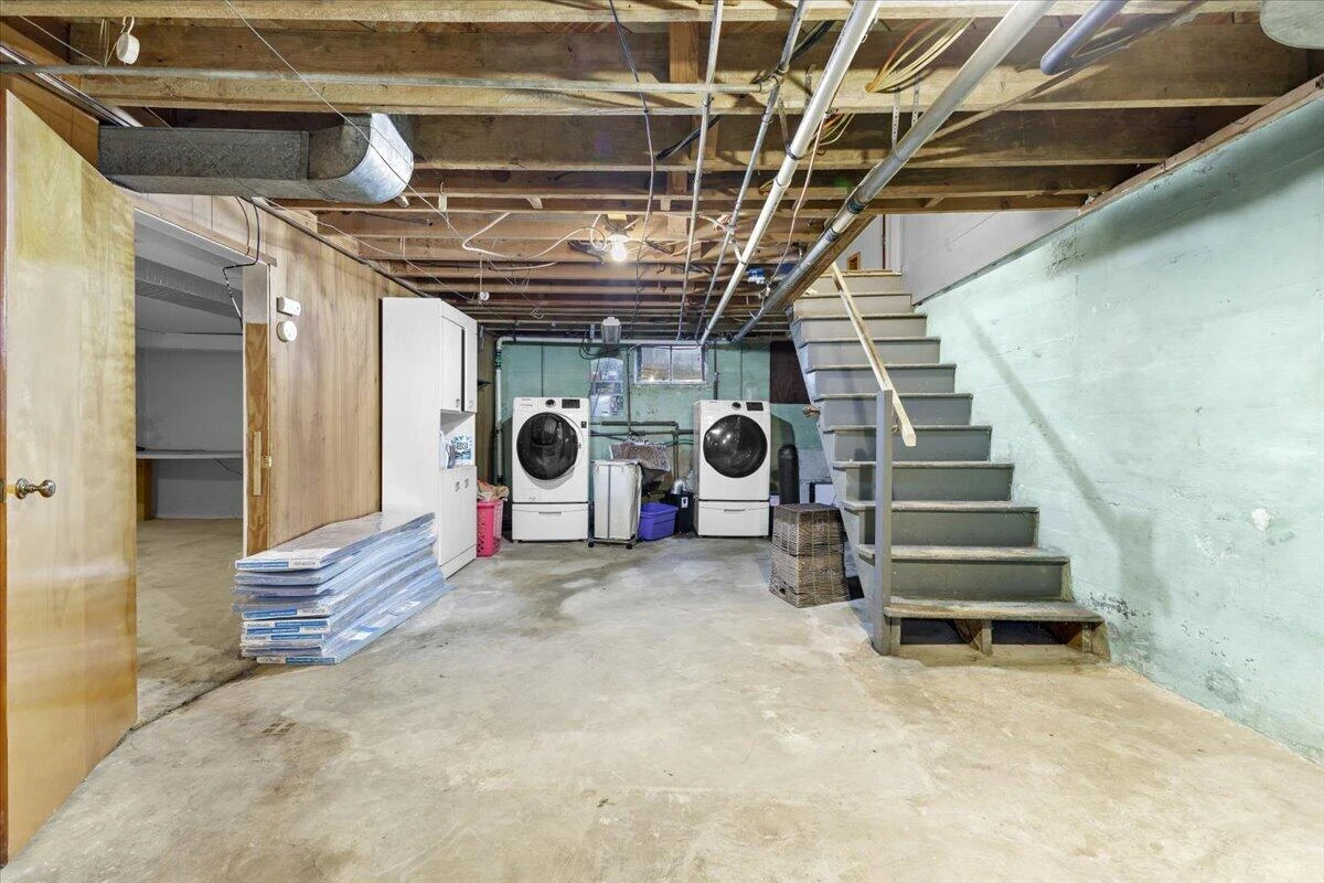 3226 Colonial AVE SW - Photo 23