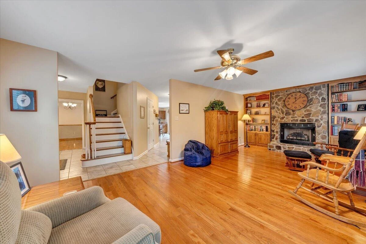 99 Mallard DR - Photo 8