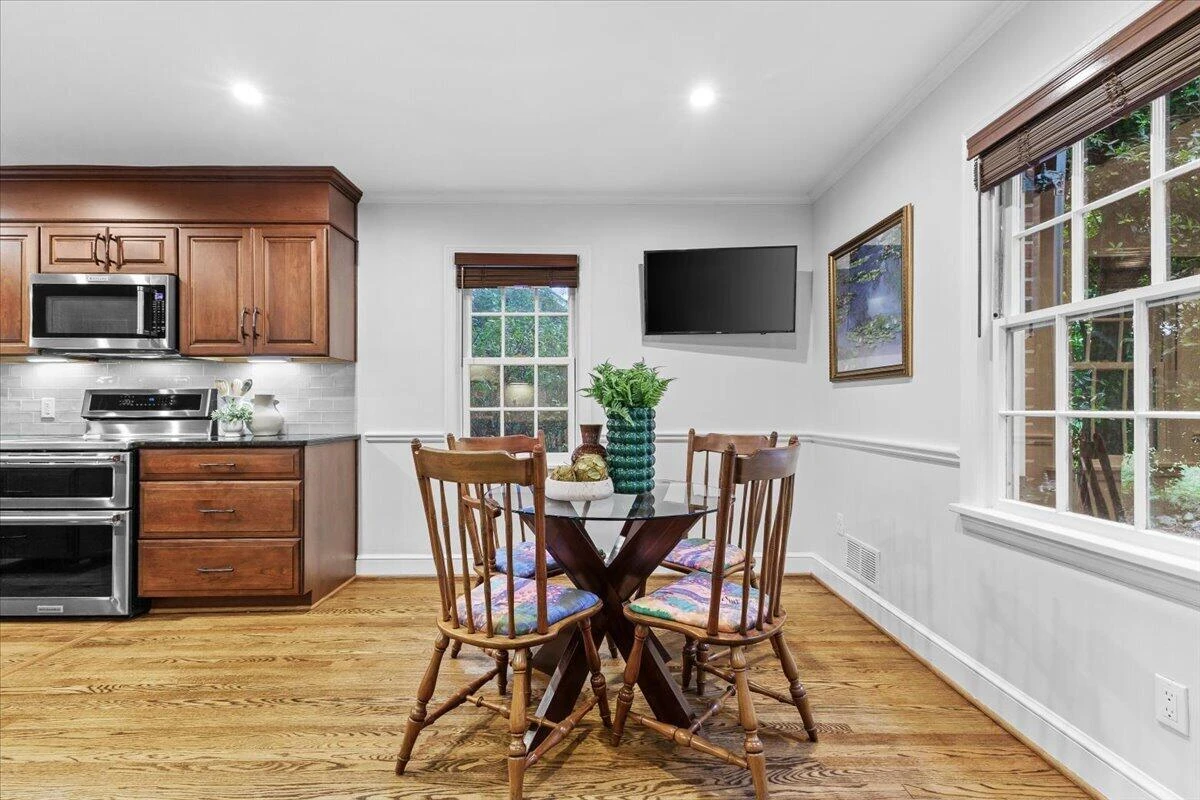 2824 Jefferson ST SE - Photo 9