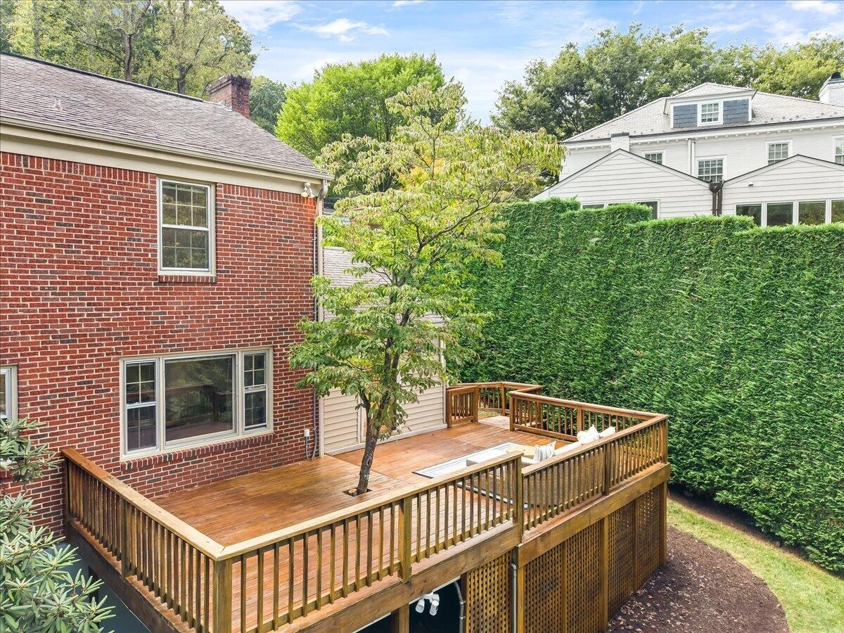 2824 Jefferson ST SE - Photo 17